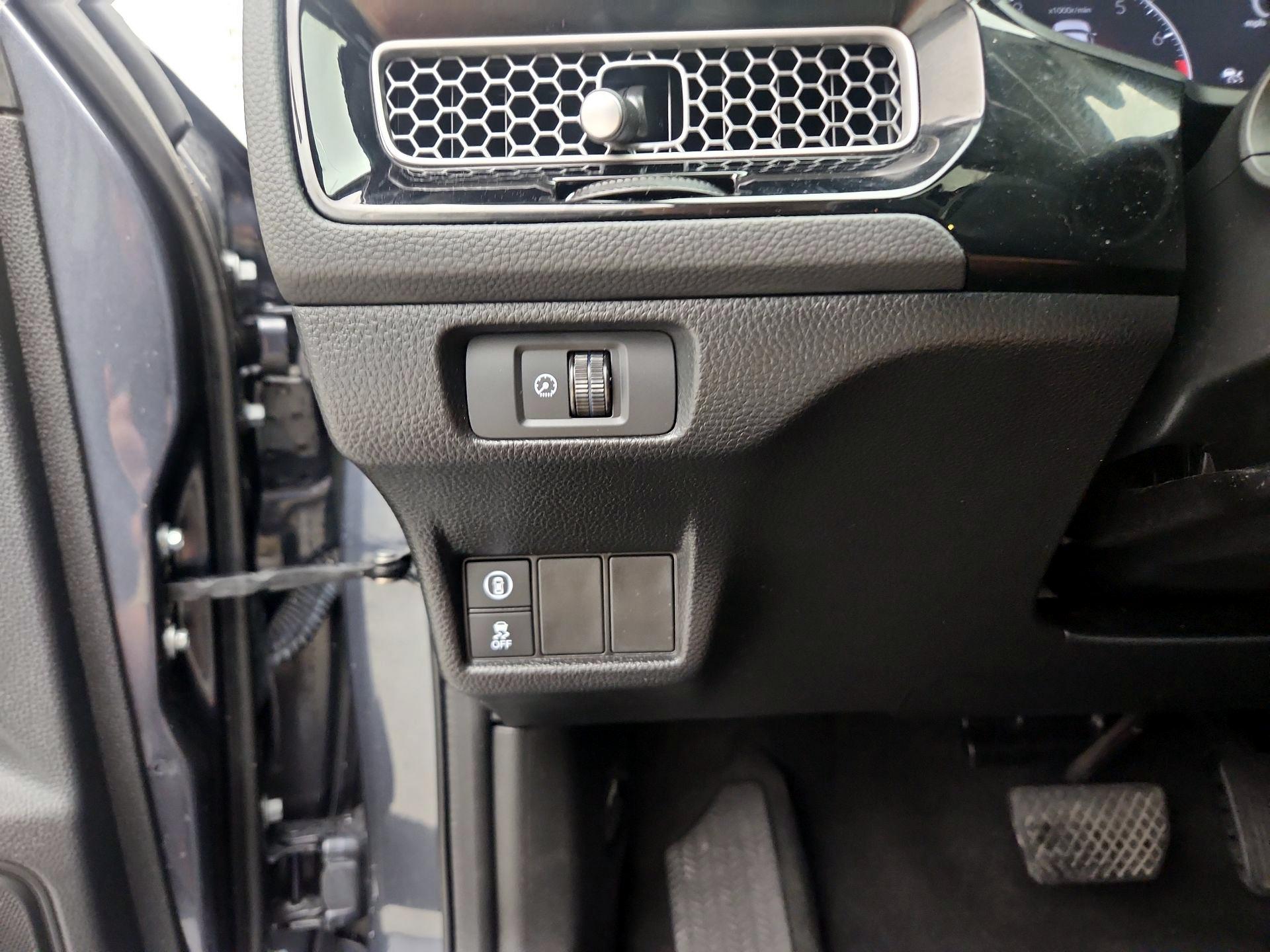 Thumbnail: 2023 Honda Civic - 13