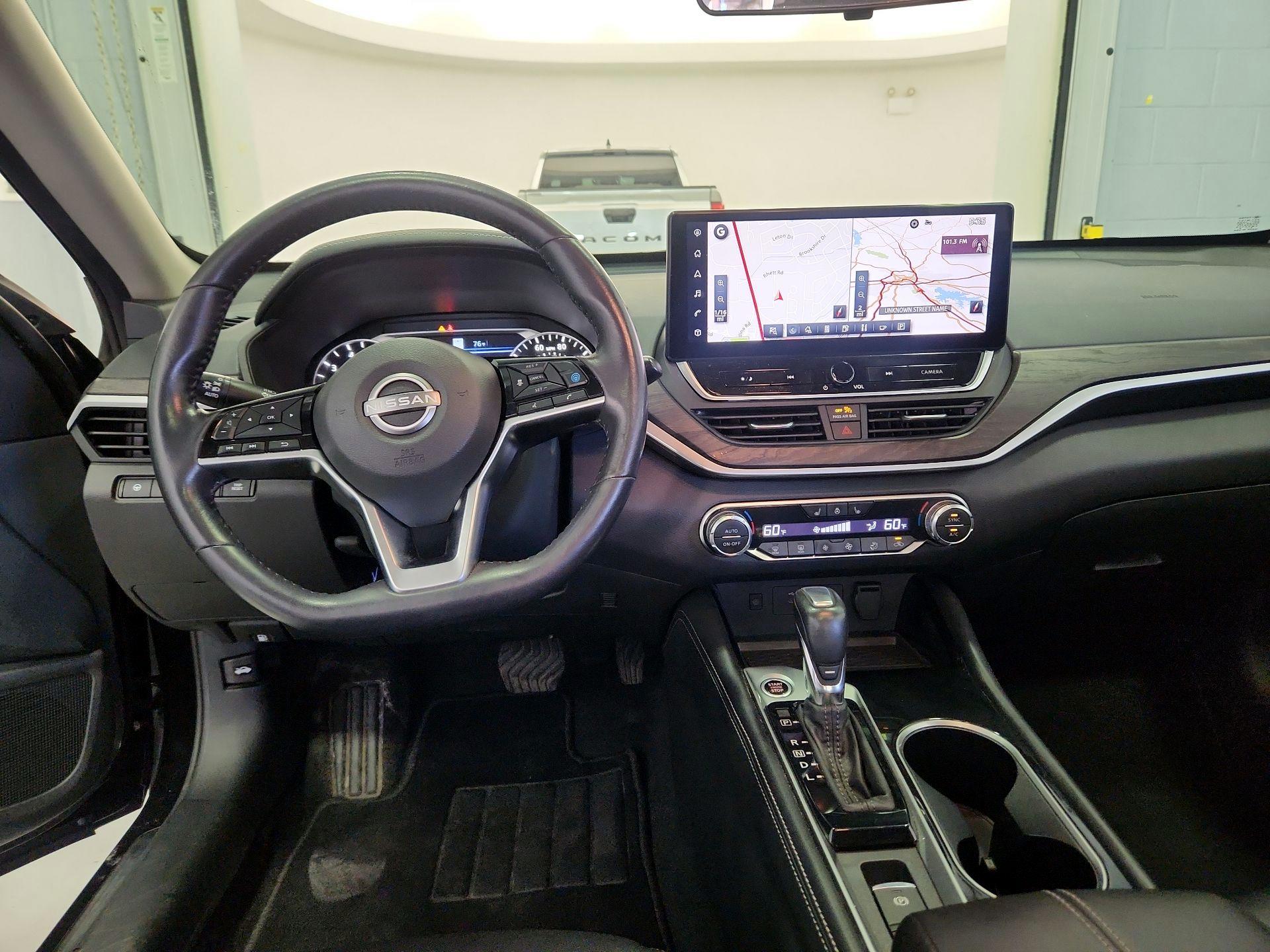 Thumbnail: 2023 Nissan Altima - 9