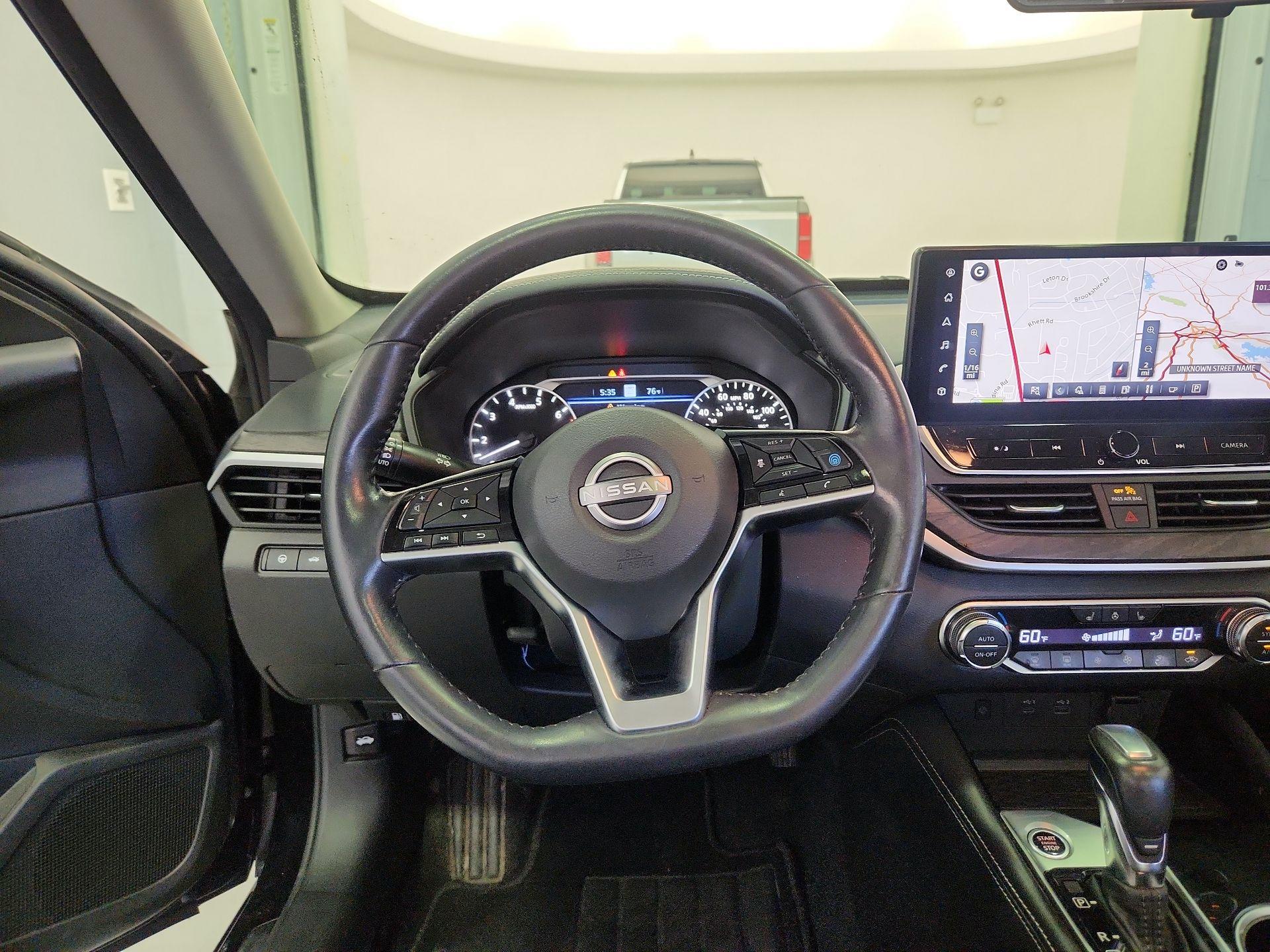 Thumbnail: 2023 Nissan Altima - 10