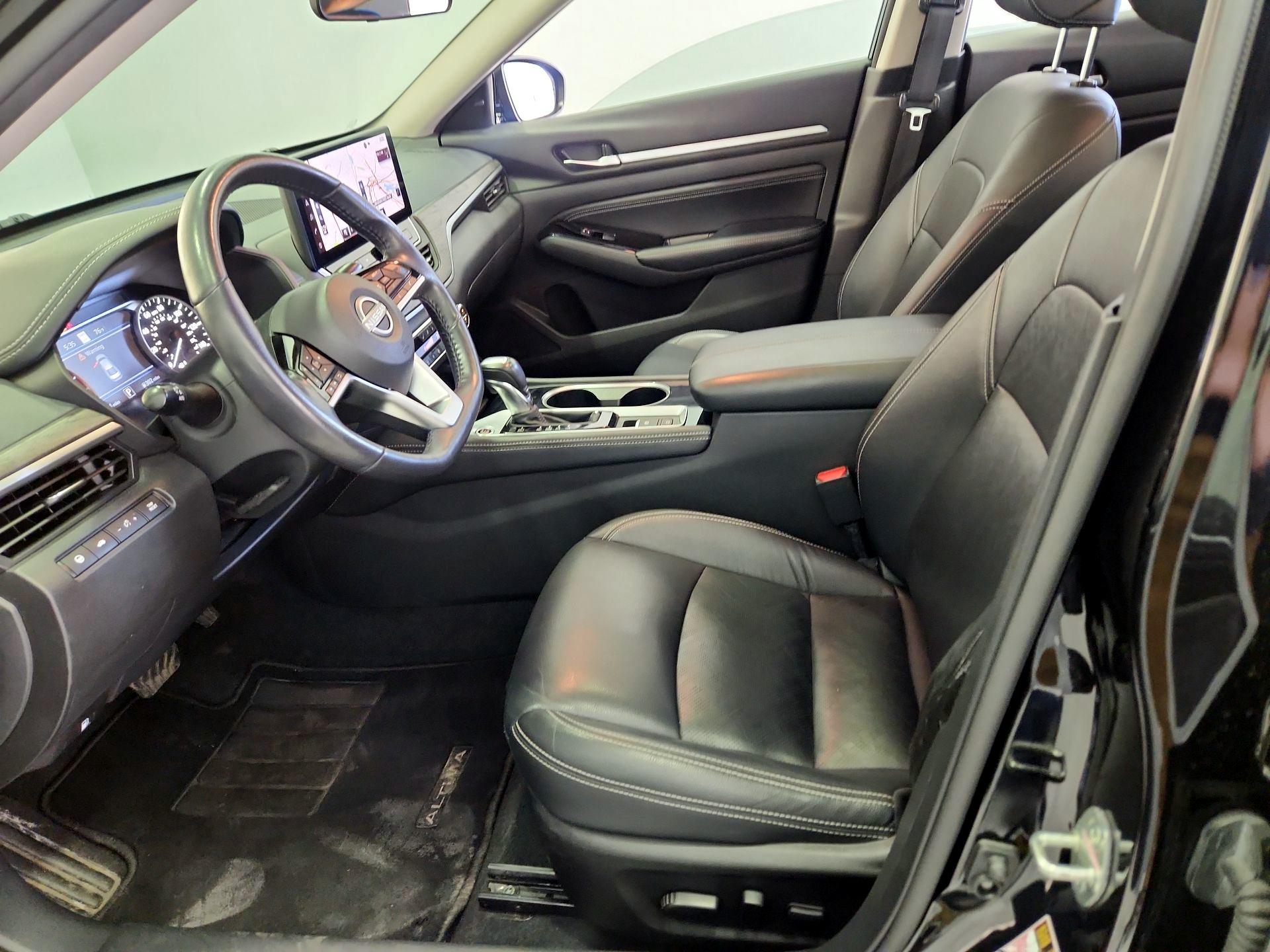 Thumbnail: 2023 Nissan Altima - 11