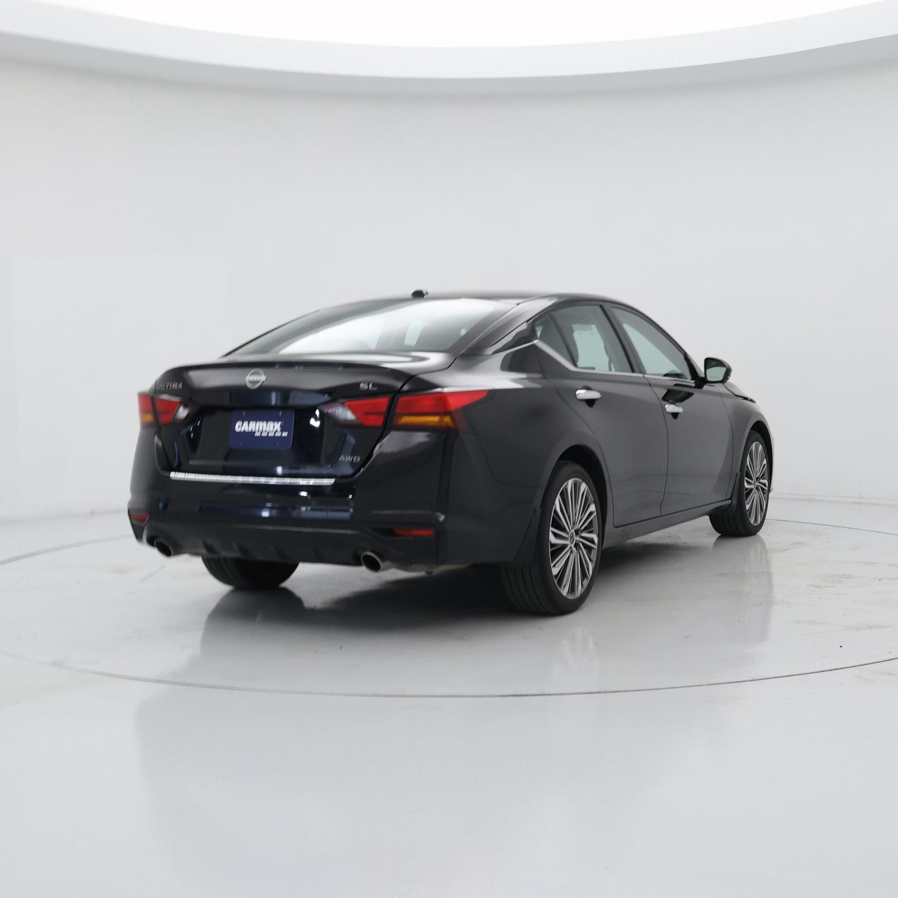 Thumbnail: 2023 Nissan Altima - 8