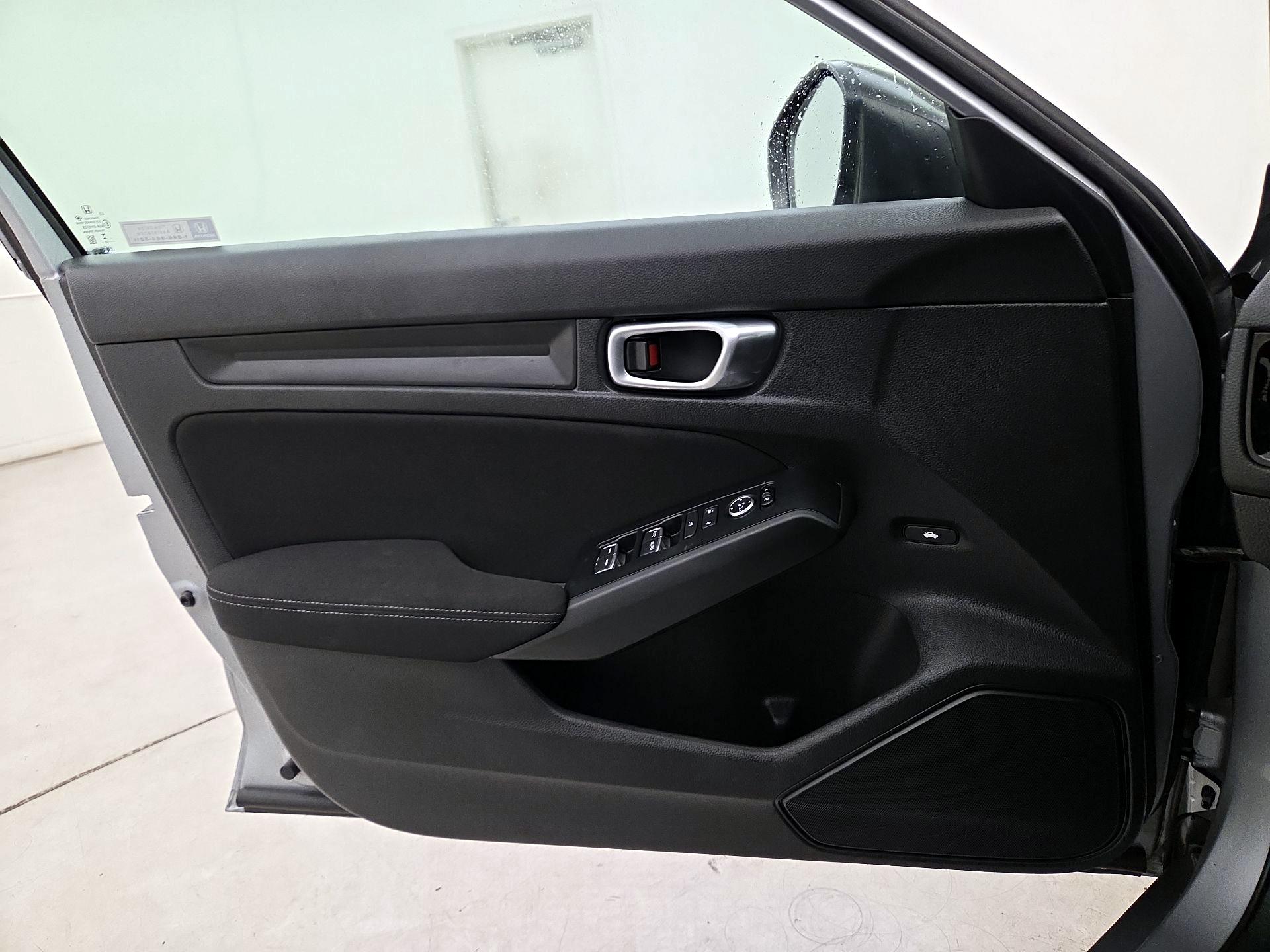 Thumbnail: 2023 Honda Civic - 12