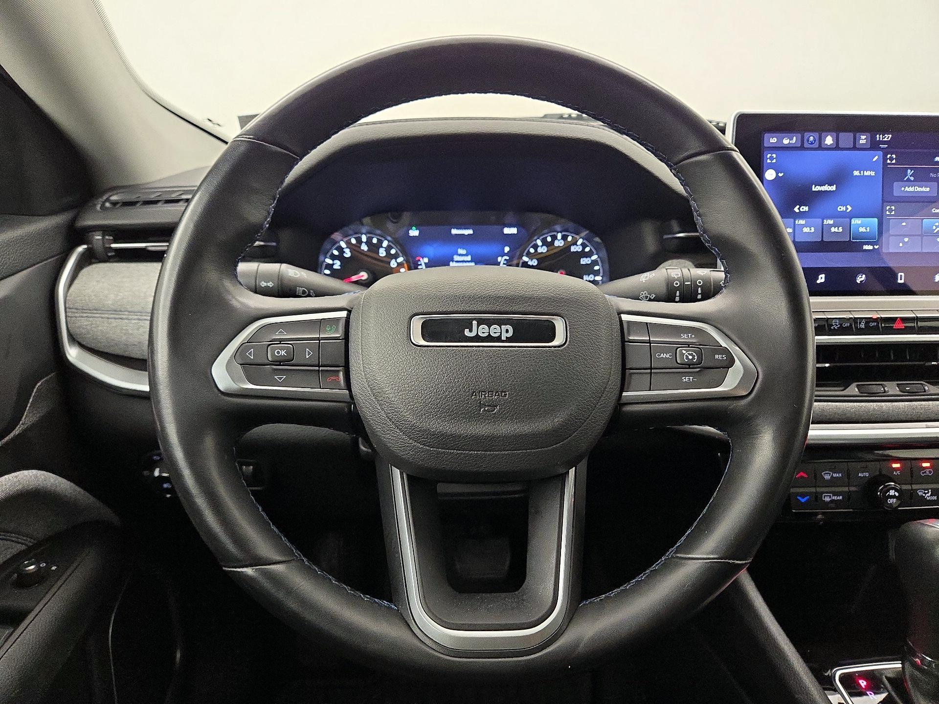 Thumbnail: 2022 Jeep Compass - 10