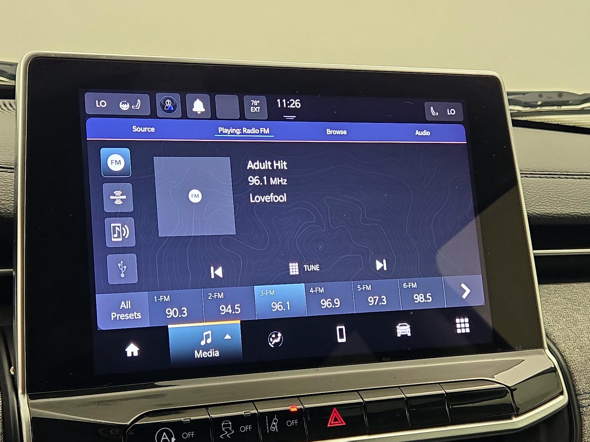 Thumbnail: 2022 Jeep Compass - 15