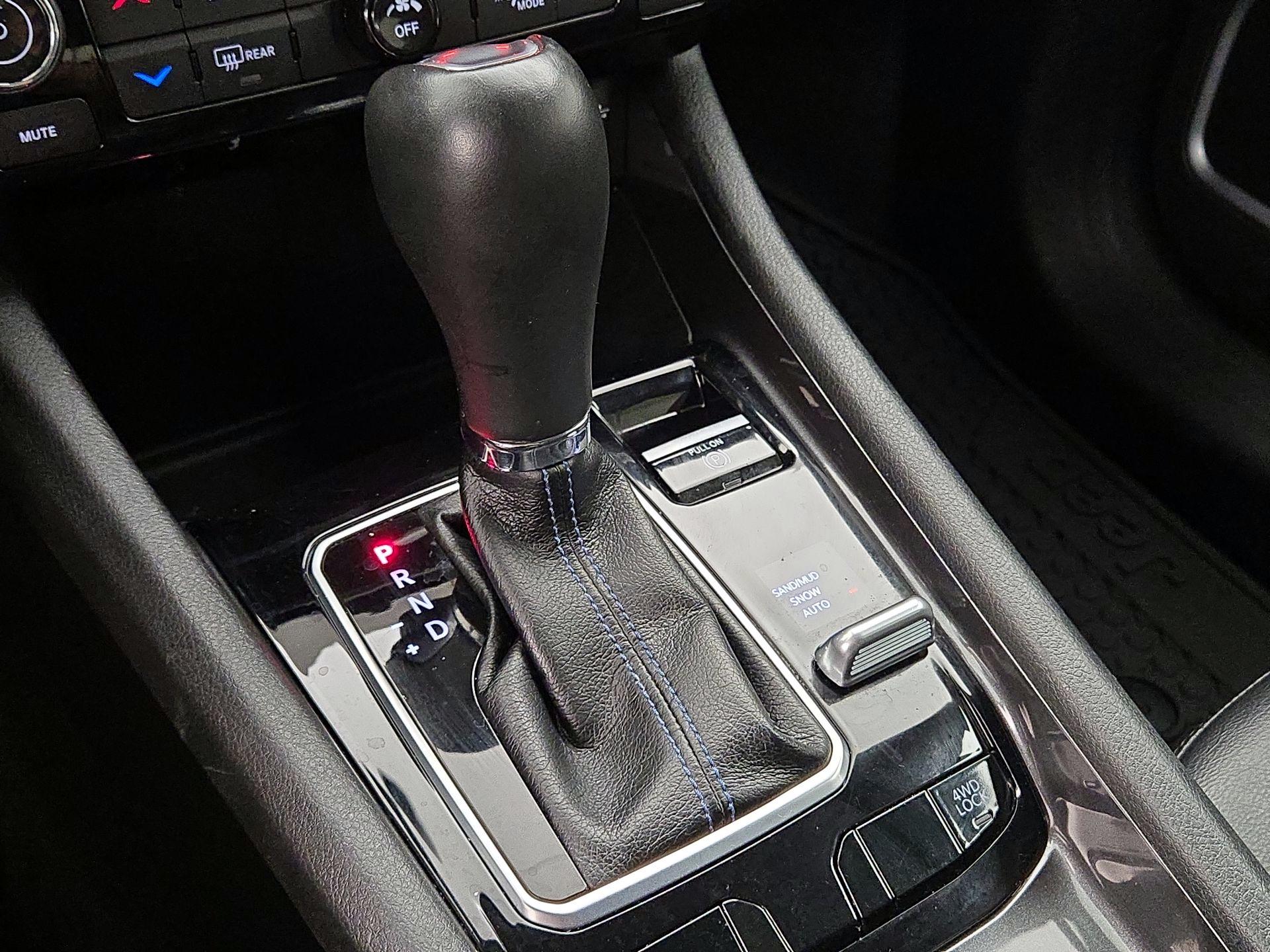 Thumbnail: 2022 Jeep Compass - 17