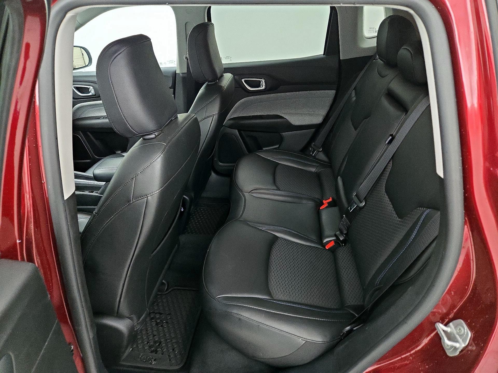 Thumbnail: 2022 Jeep Compass - 19