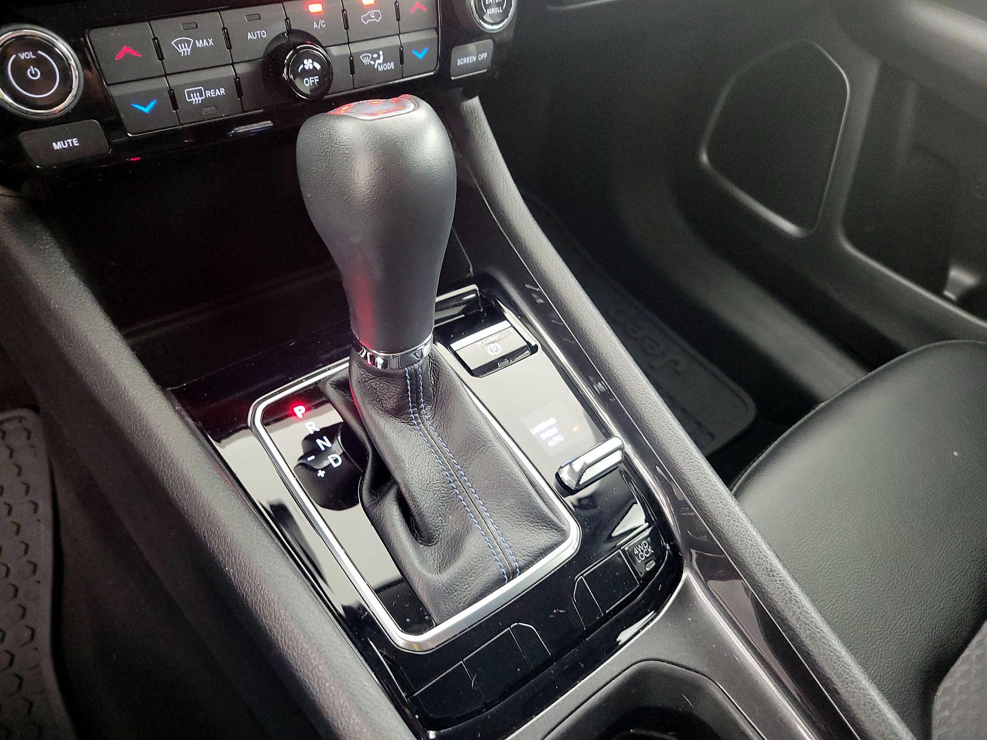 Thumbnail: 2022 Jeep Compass - 17