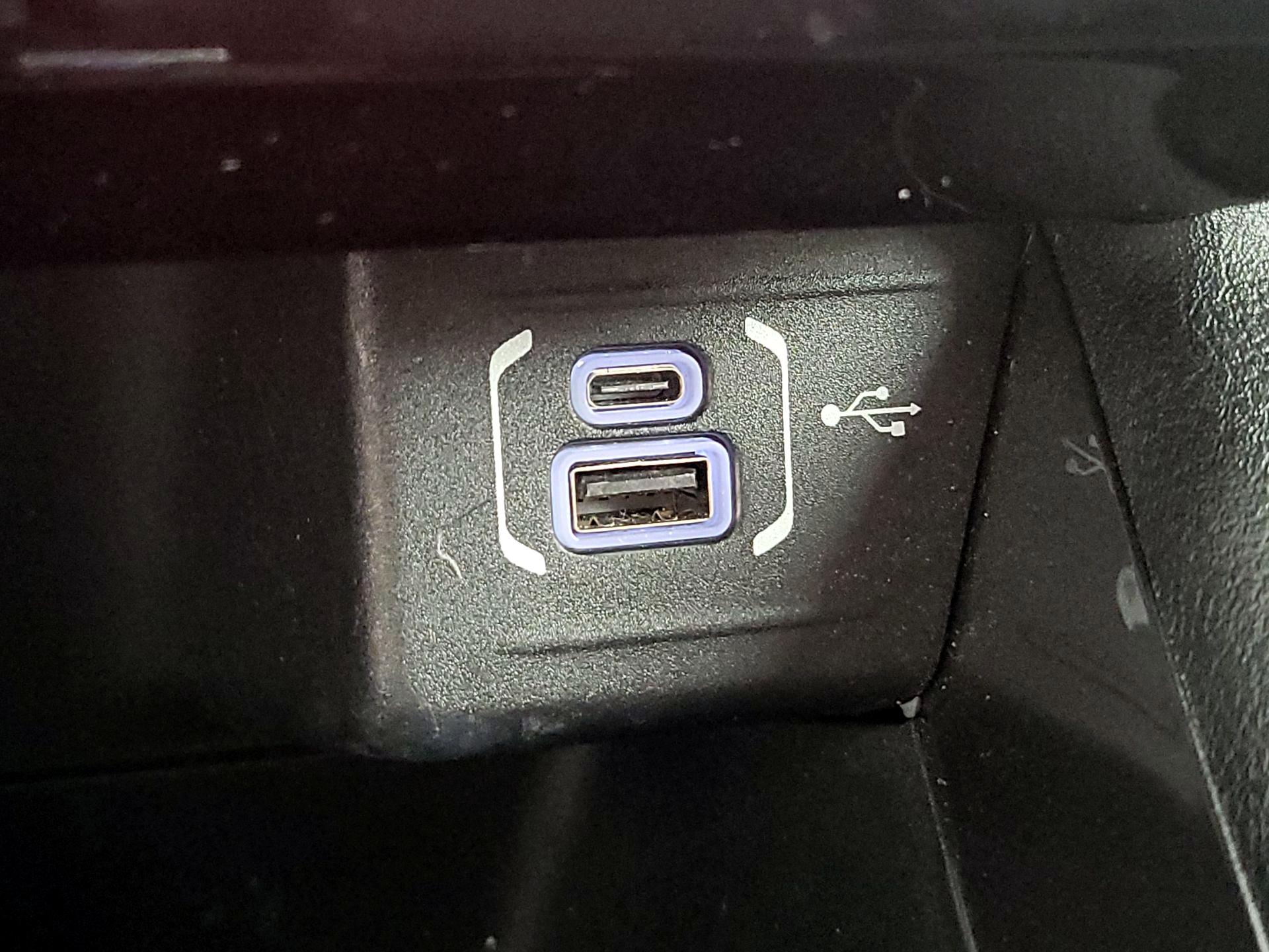 Thumbnail: 2022 Jeep Compass - 18