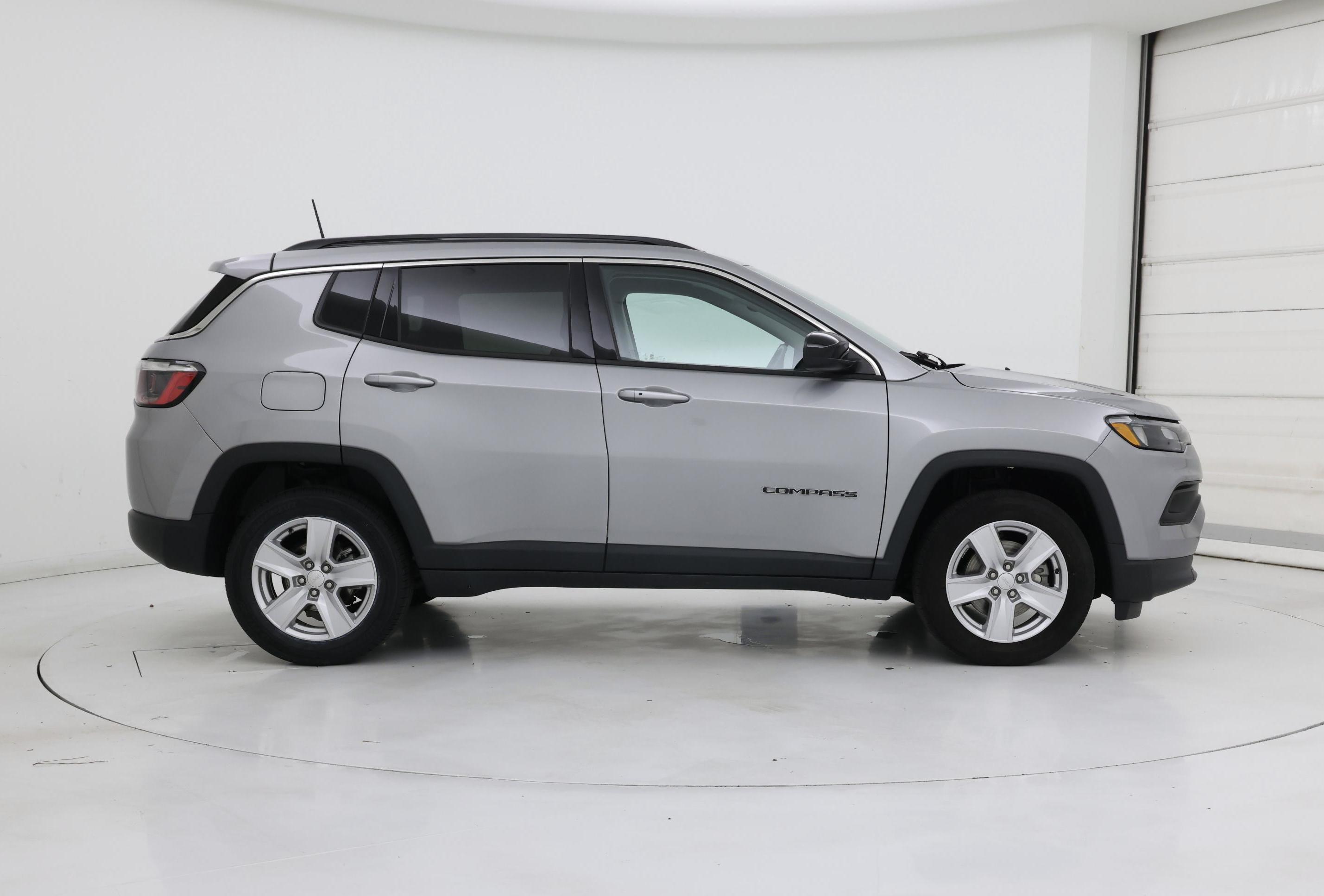 Thumbnail: 2022 Jeep Compass - 7