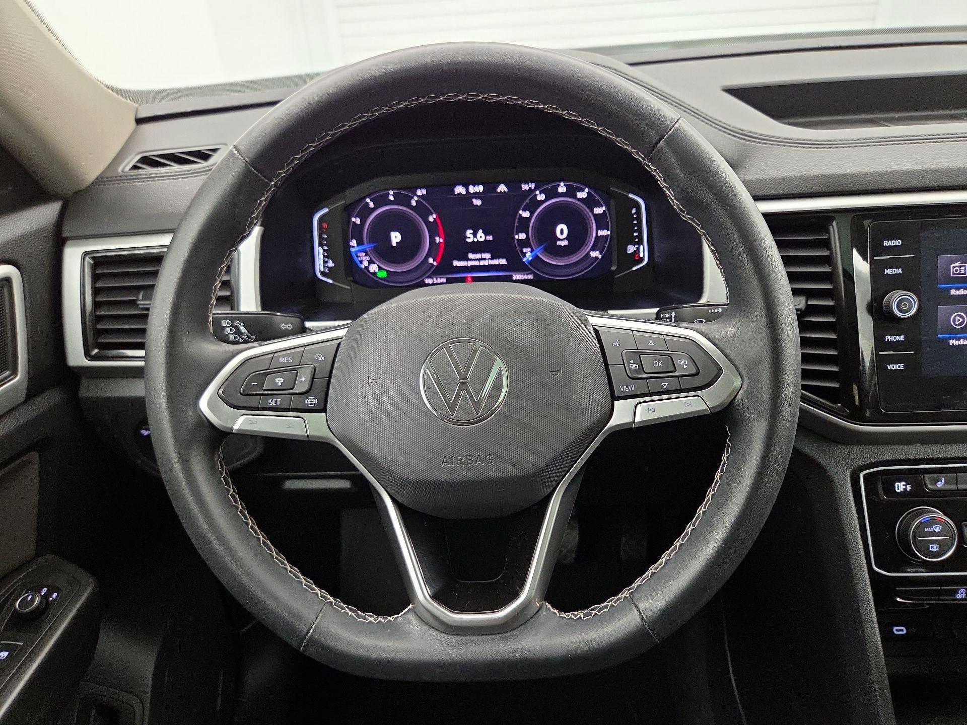 Thumbnail: 2022 Volkswagen Atlas - 10