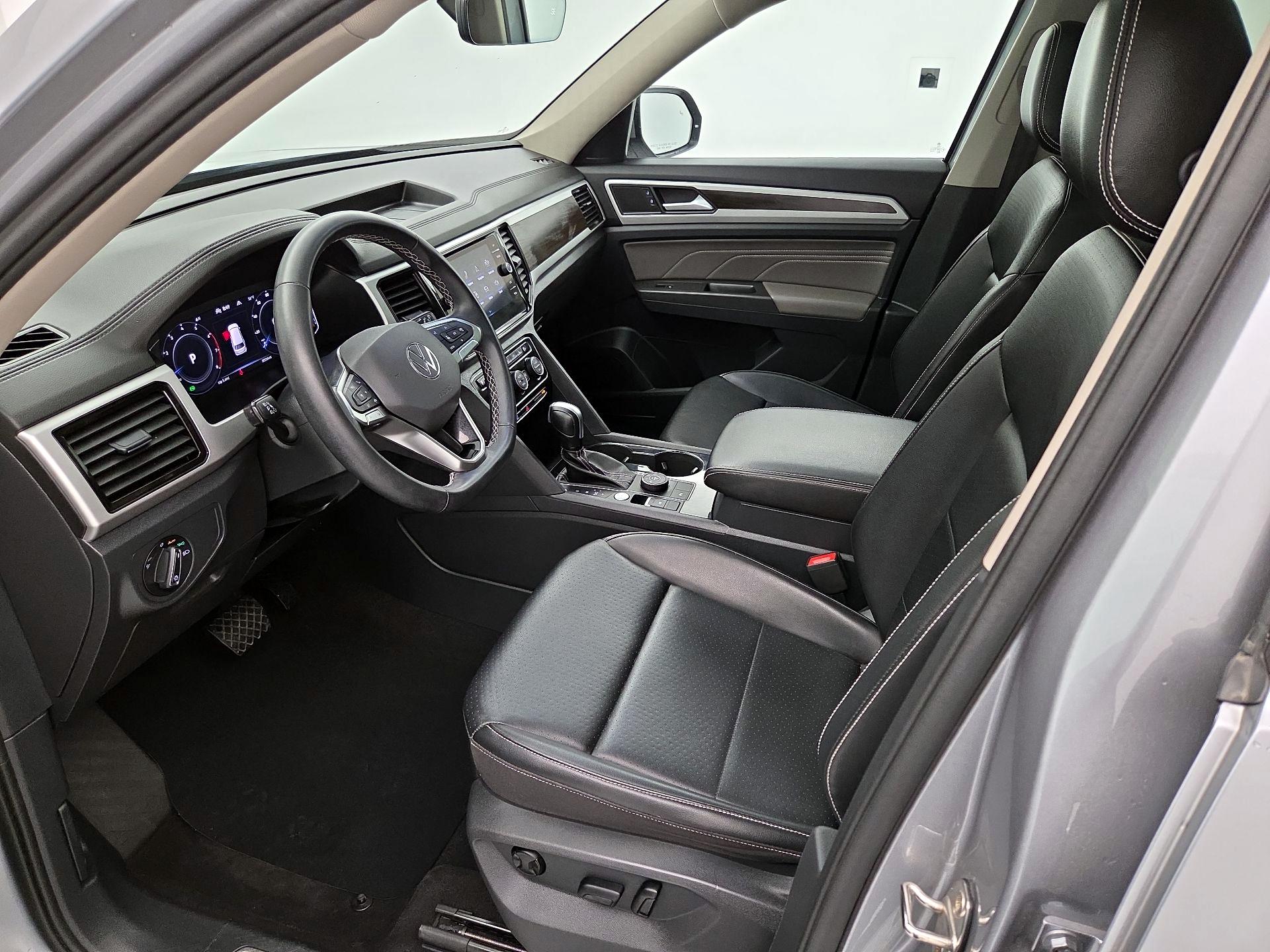 Thumbnail: 2022 Volkswagen Atlas - 11