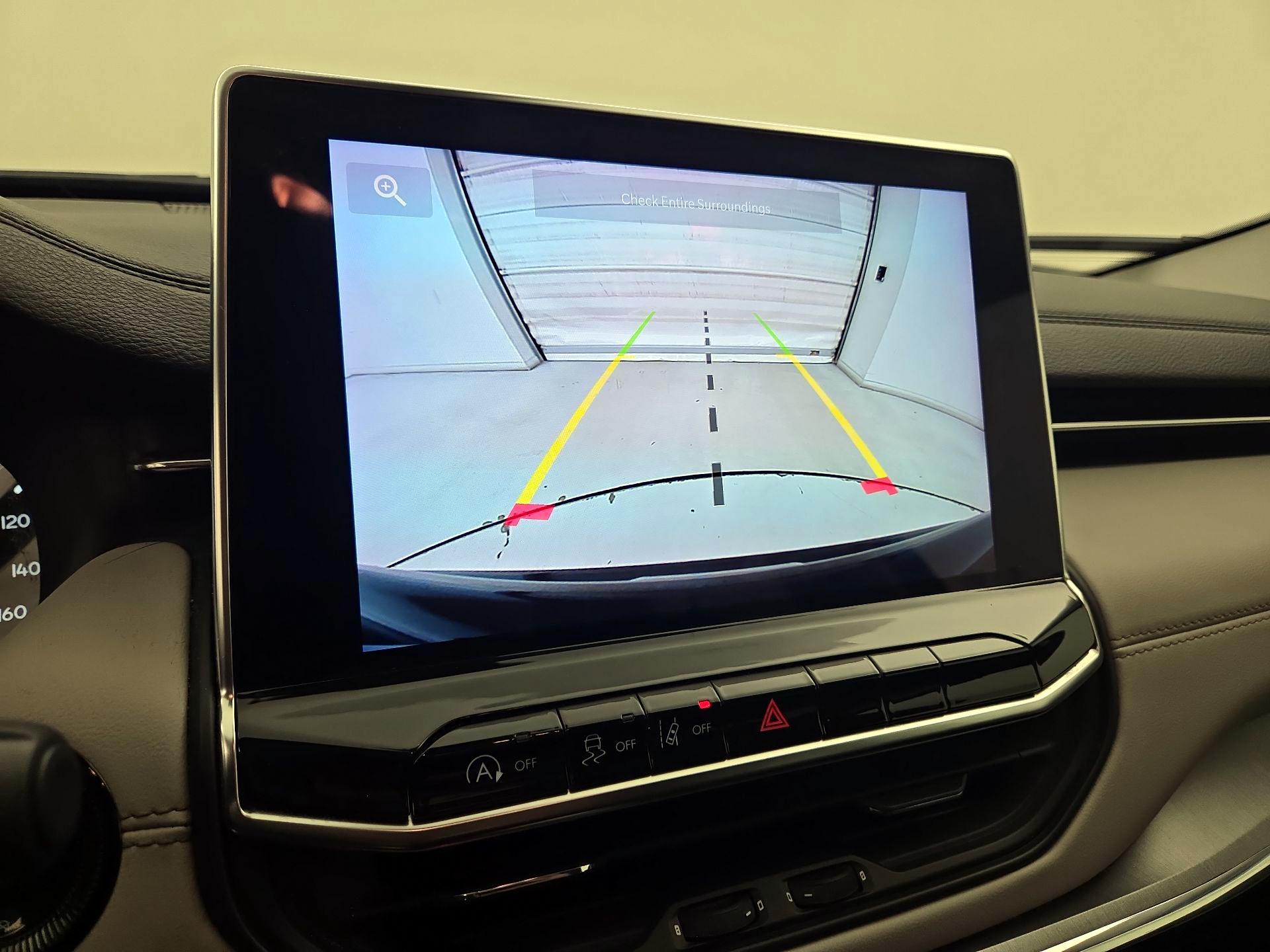 Thumbnail: 2022 Jeep Compass - 14