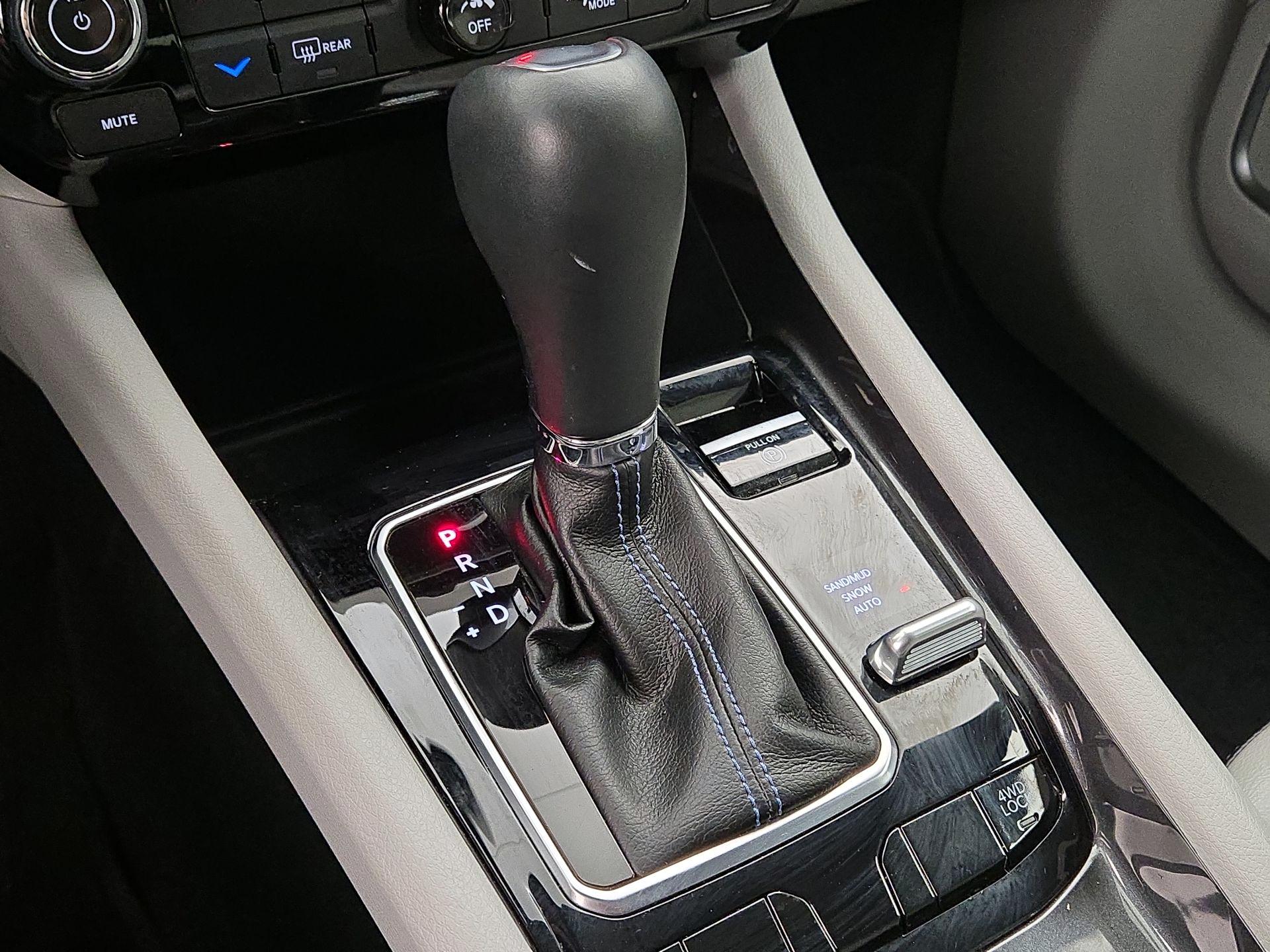 Thumbnail: 2022 Jeep Compass - 17