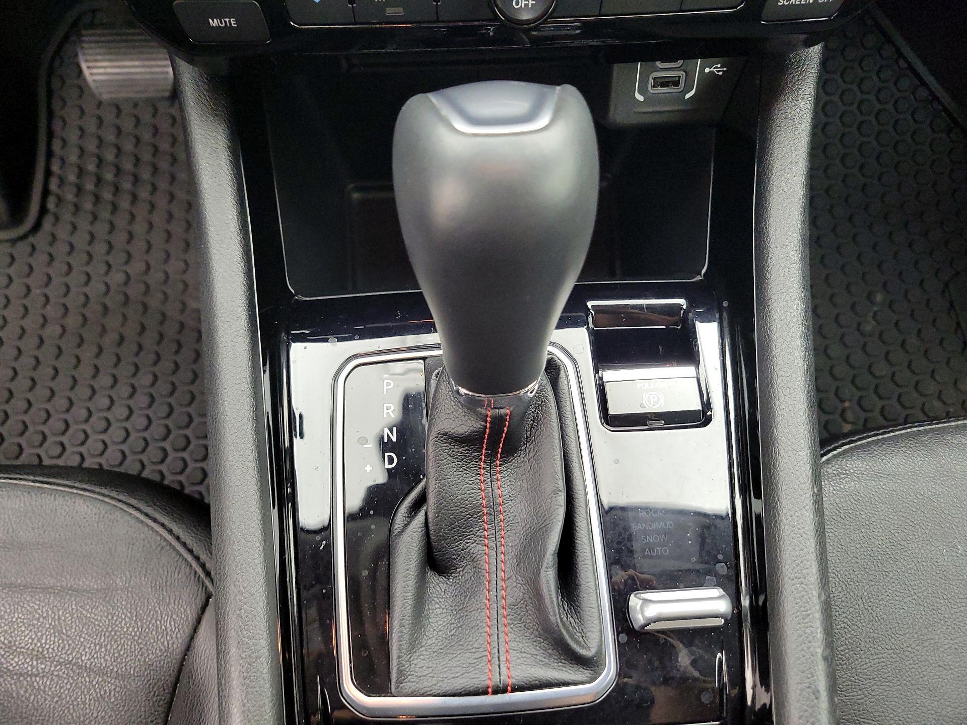 Thumbnail: 2022 Jeep Compass - 17