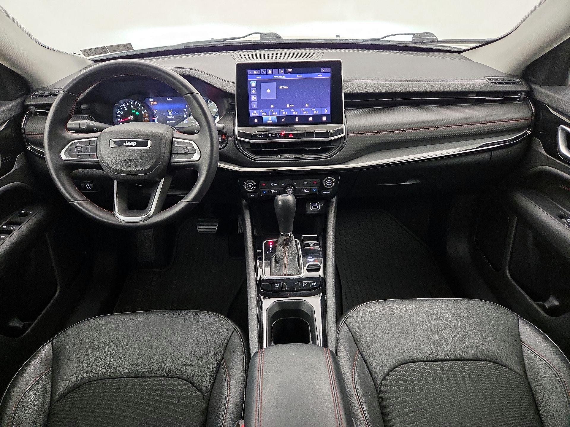 Thumbnail: 2022 Jeep Compass - 9