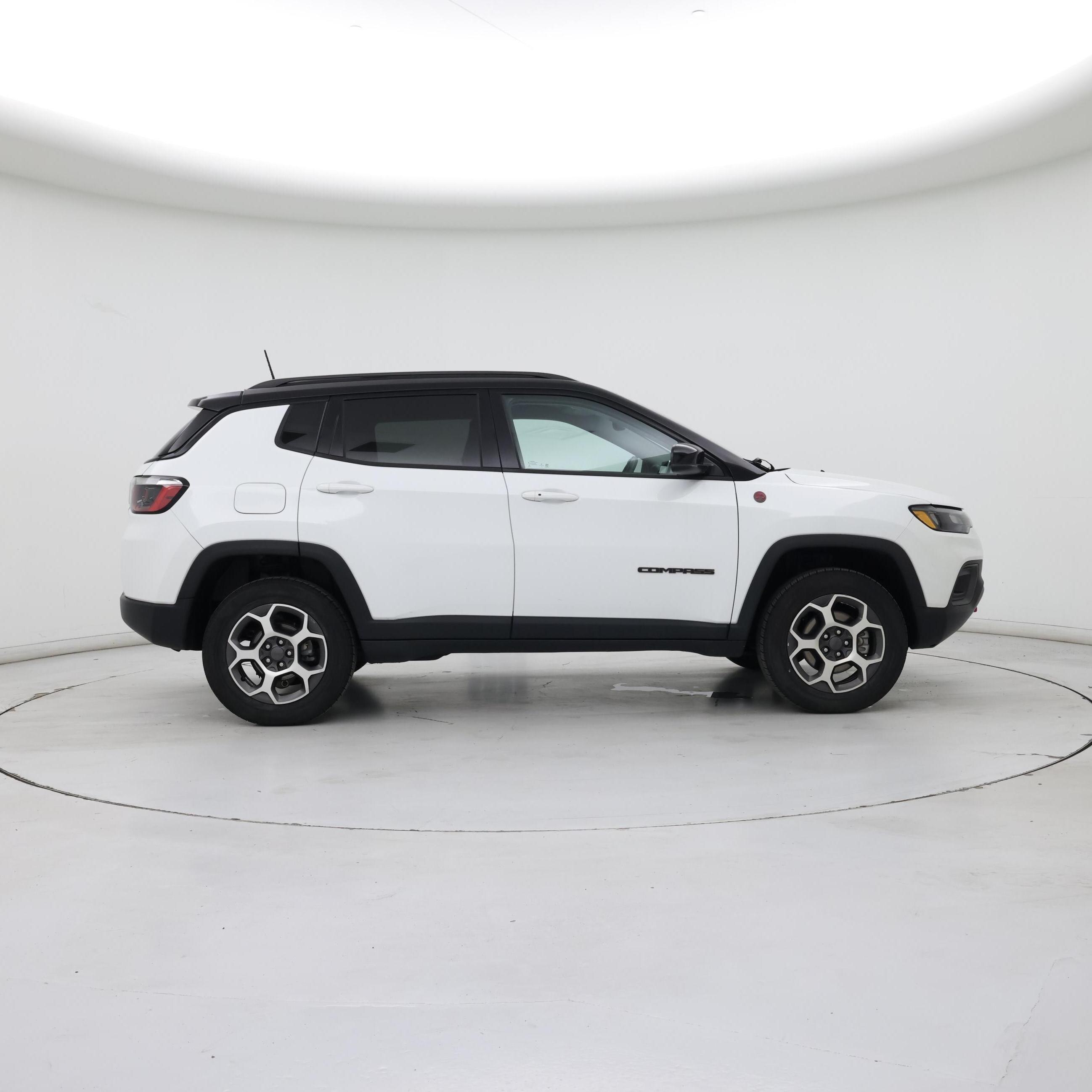 Thumbnail: 2022 Jeep Compass - 7