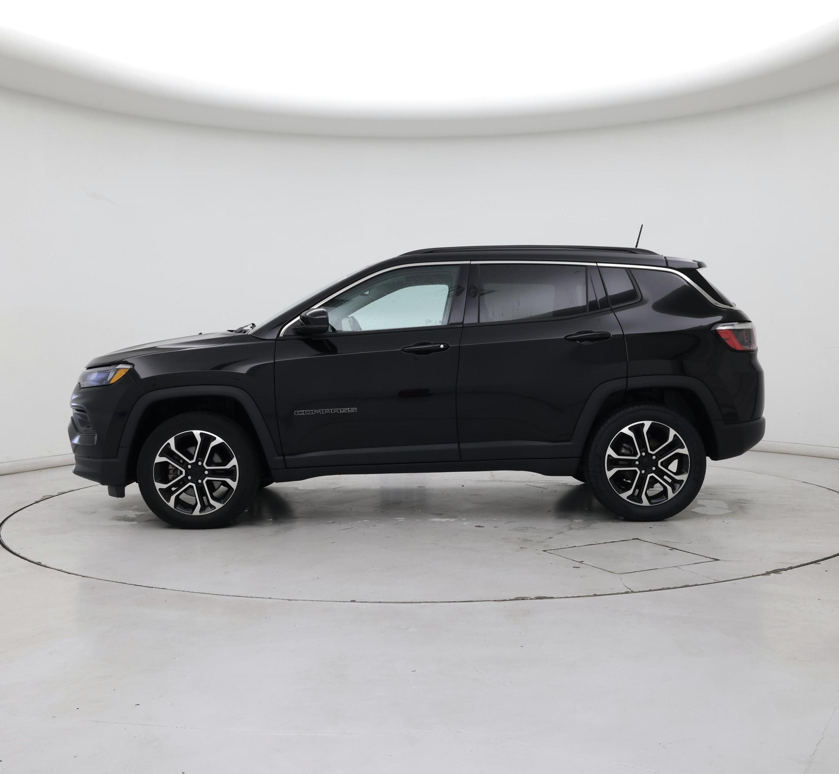 Thumbnail: 2022 Jeep Compass - 3