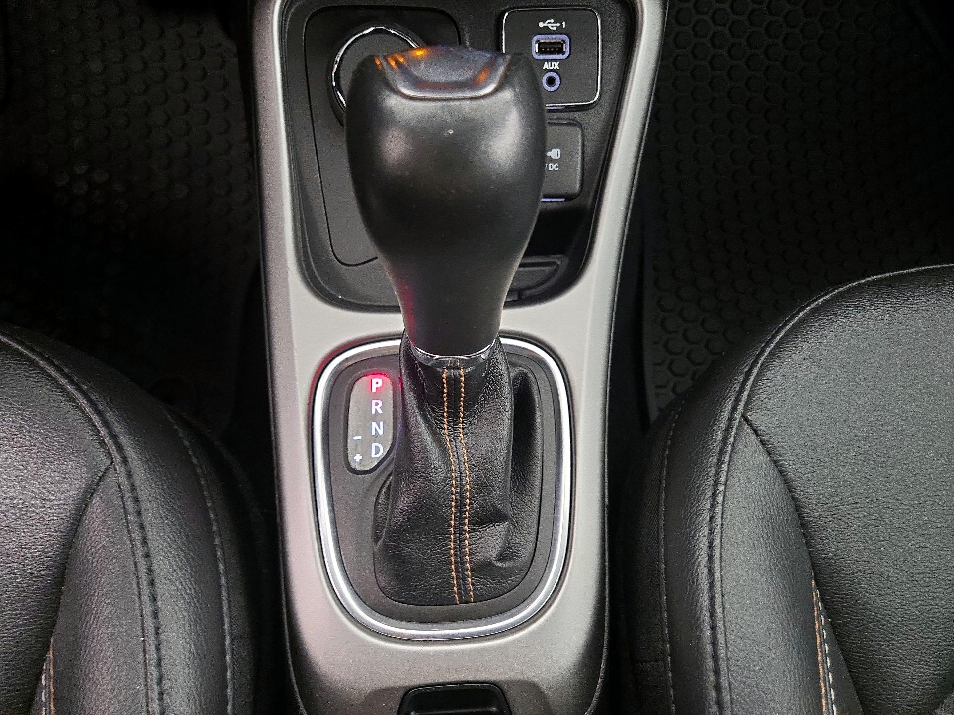 Thumbnail: 2021 Jeep Compass - 17