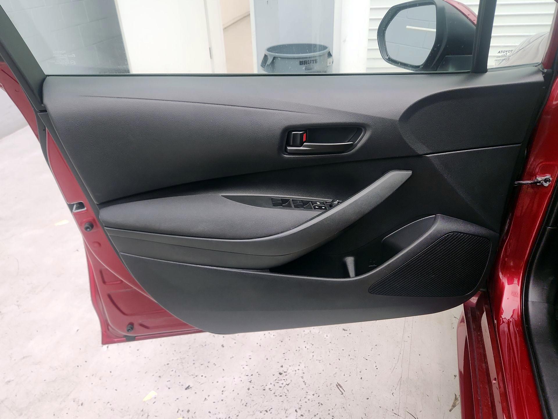 Thumbnail: 2023 Toyota Corolla - 12