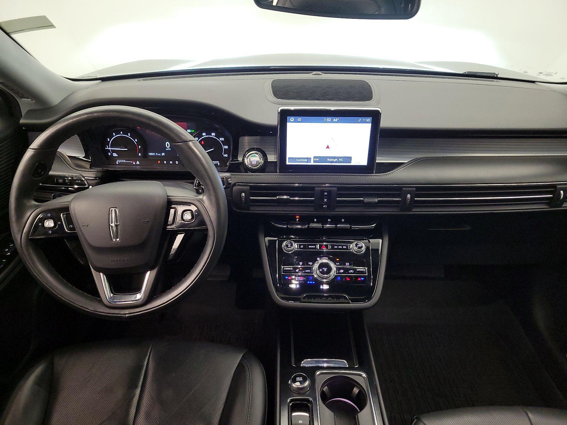 Thumbnail: 2022 Lincoln Corsair - 9