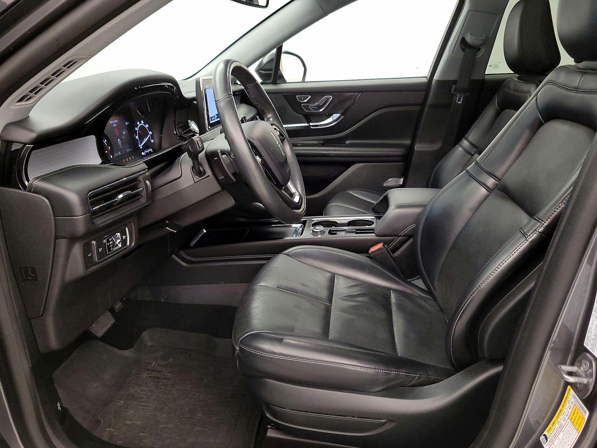 Thumbnail: 2022 Lincoln Corsair - 11