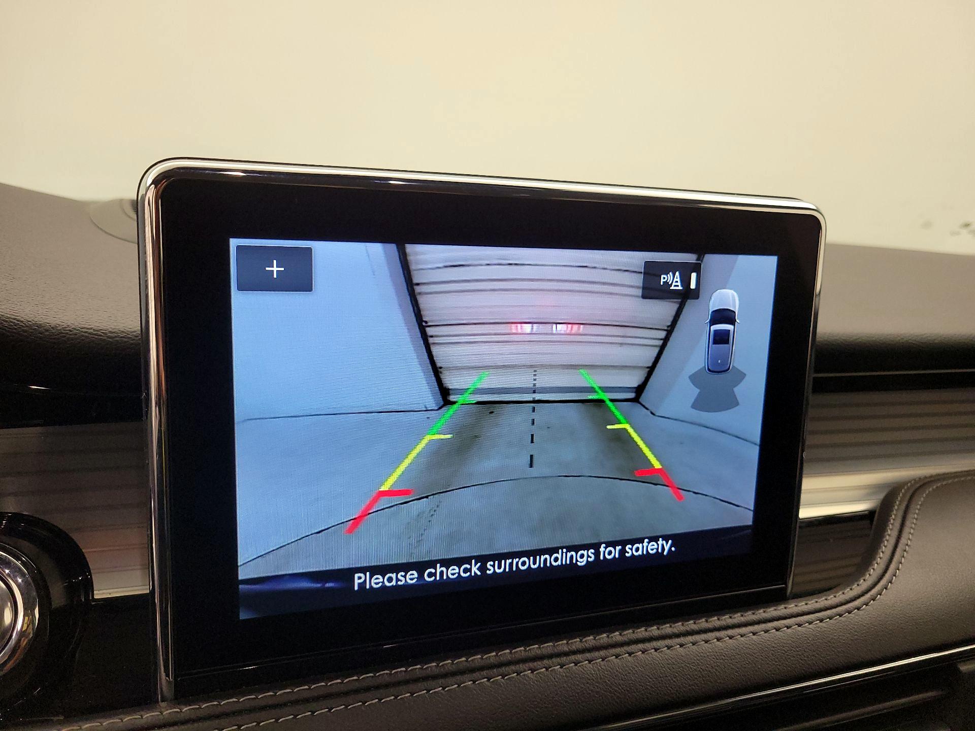 Thumbnail: 2022 Lincoln Corsair - 15