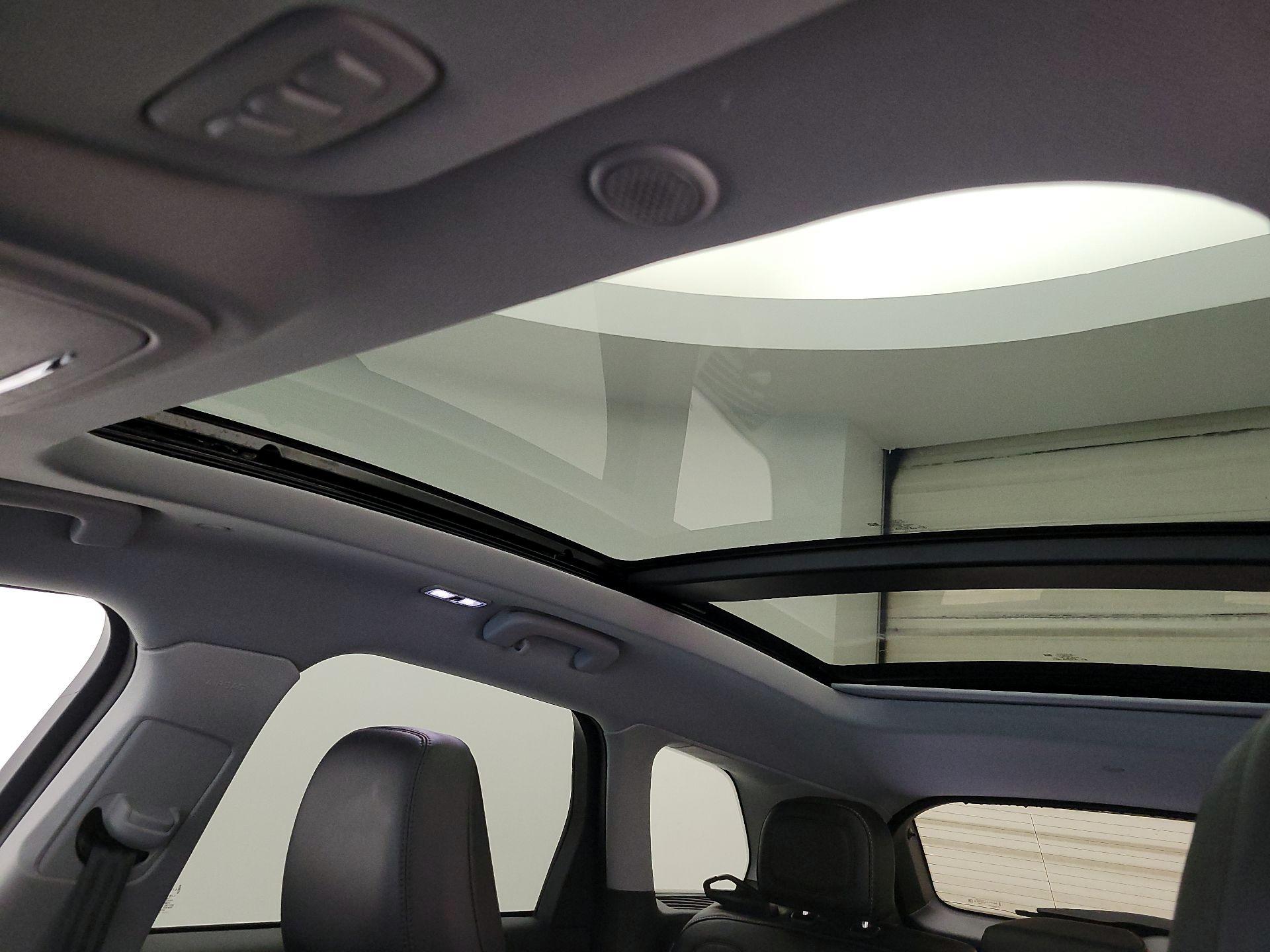 Thumbnail: 2022 Lincoln Corsair - 20