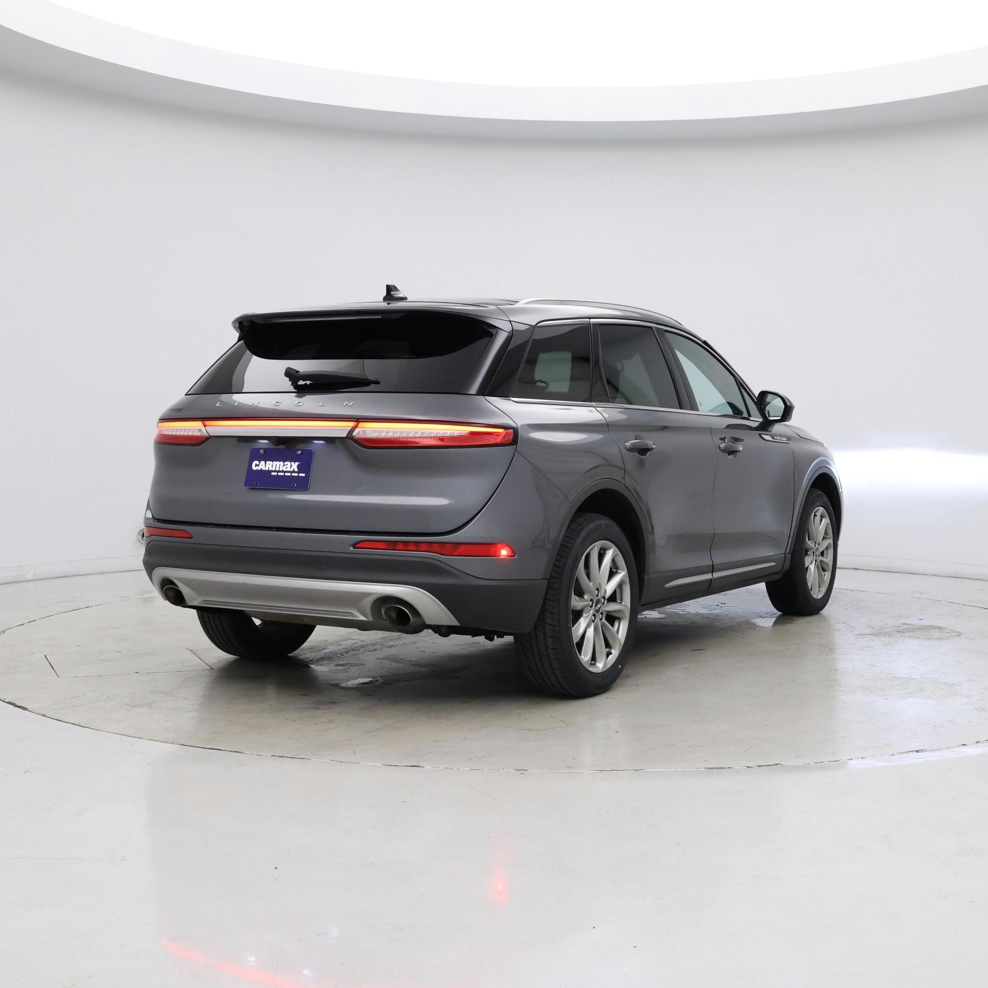 Thumbnail: 2022 Lincoln Corsair - 8