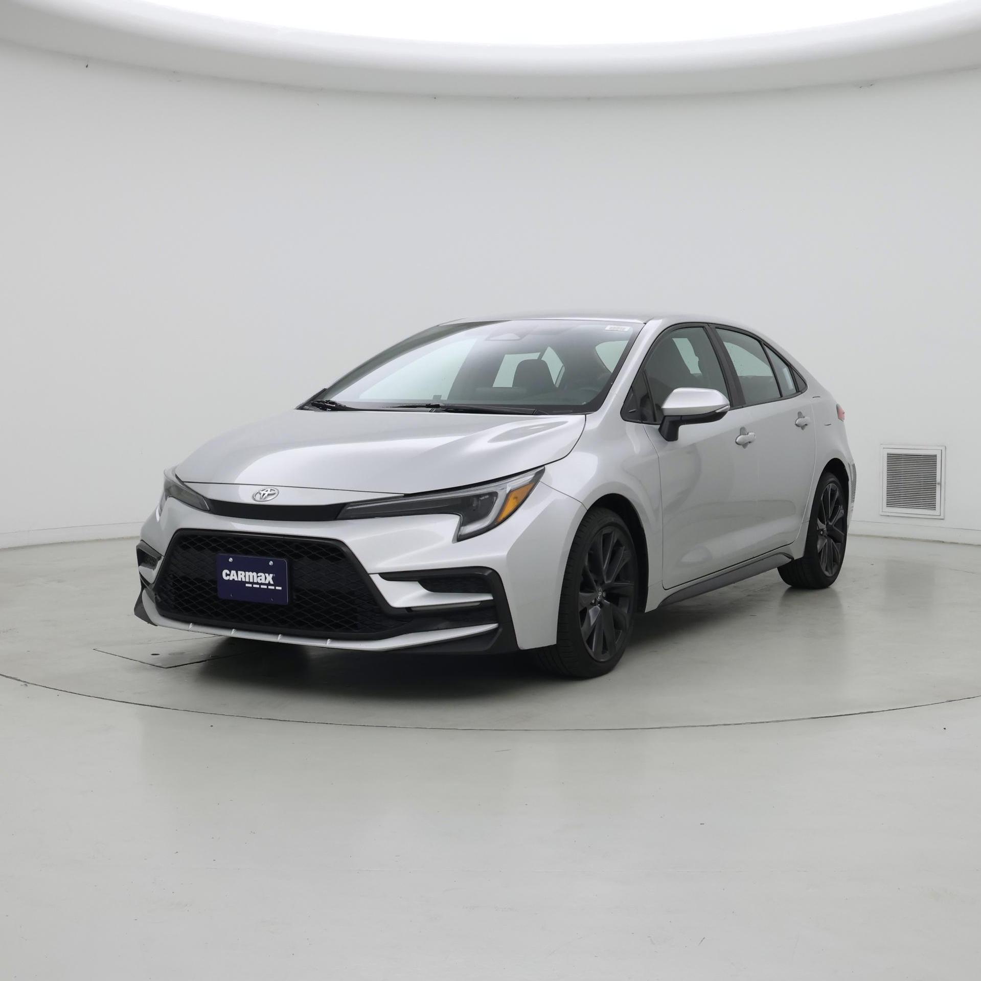 Thumbnail: 2023 Toyota Corolla - 4