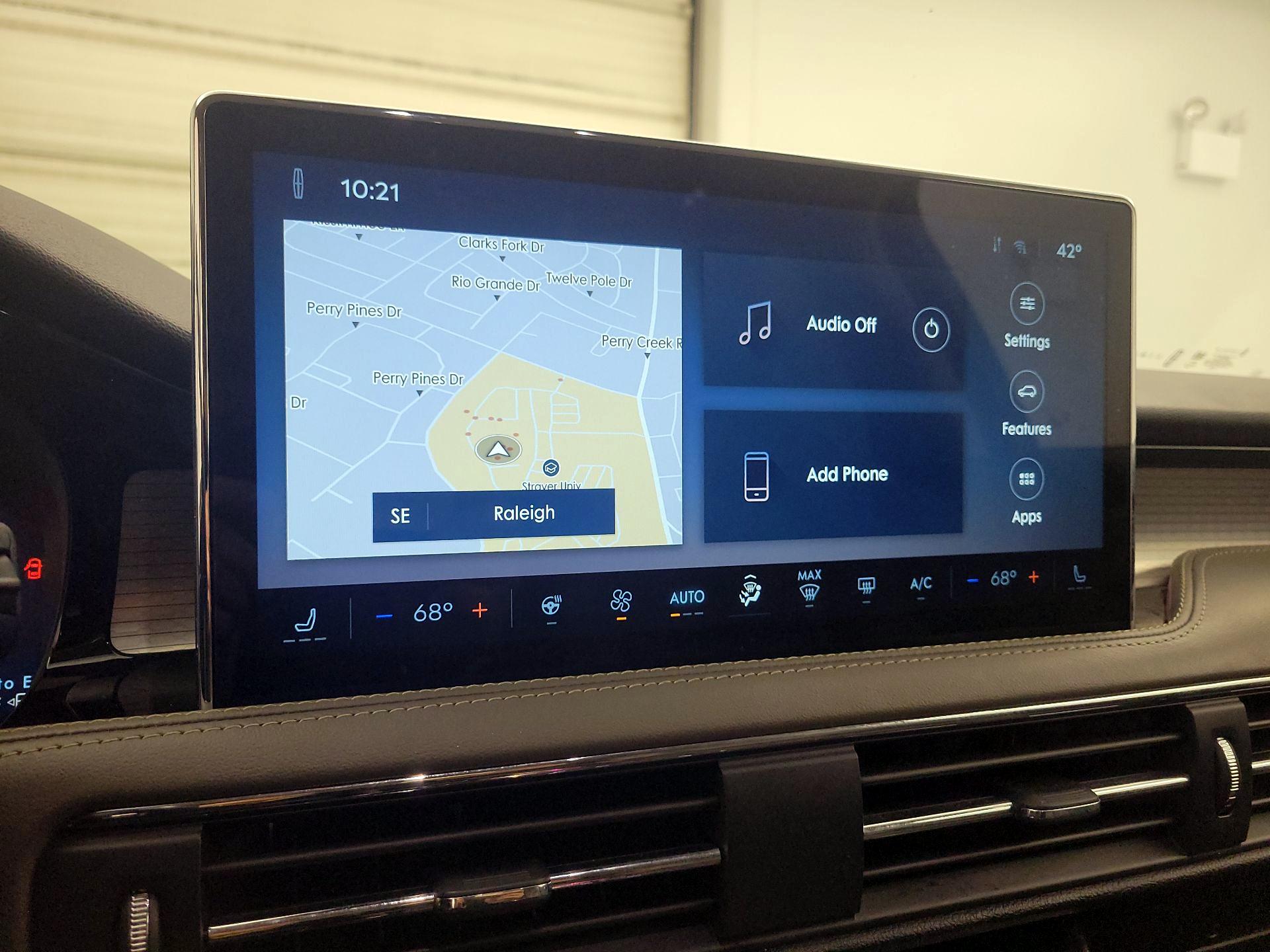 Thumbnail: 2023 Lincoln Corsair - 15