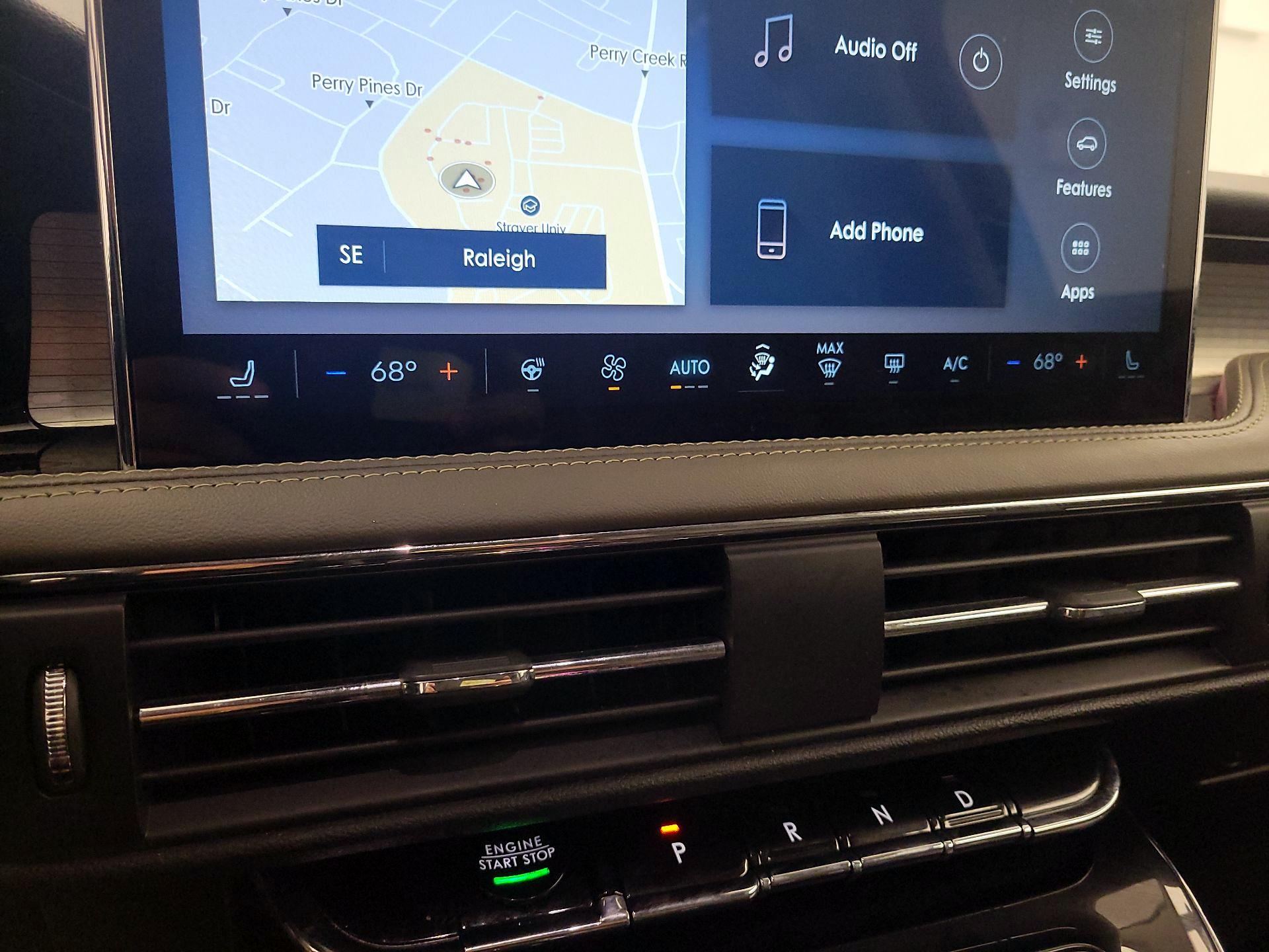 Thumbnail: 2023 Lincoln Corsair - 16