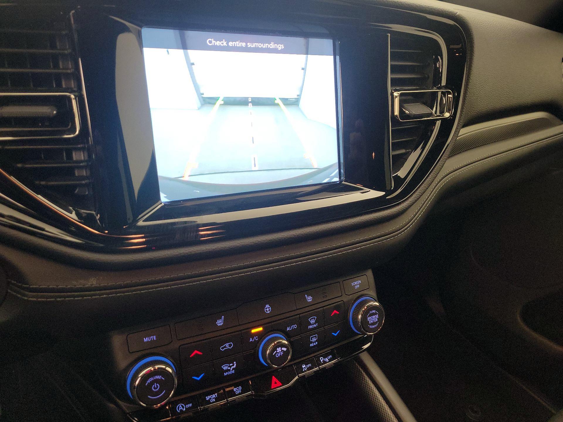 Thumbnail: 2022 Dodge Durango - 14