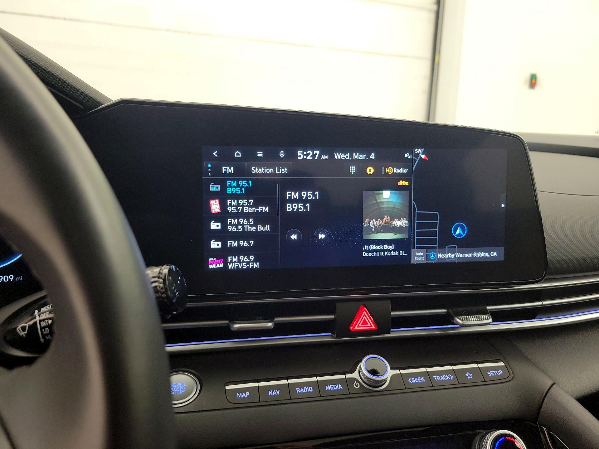 Thumbnail: 2024 Hyundai Elantra - 14