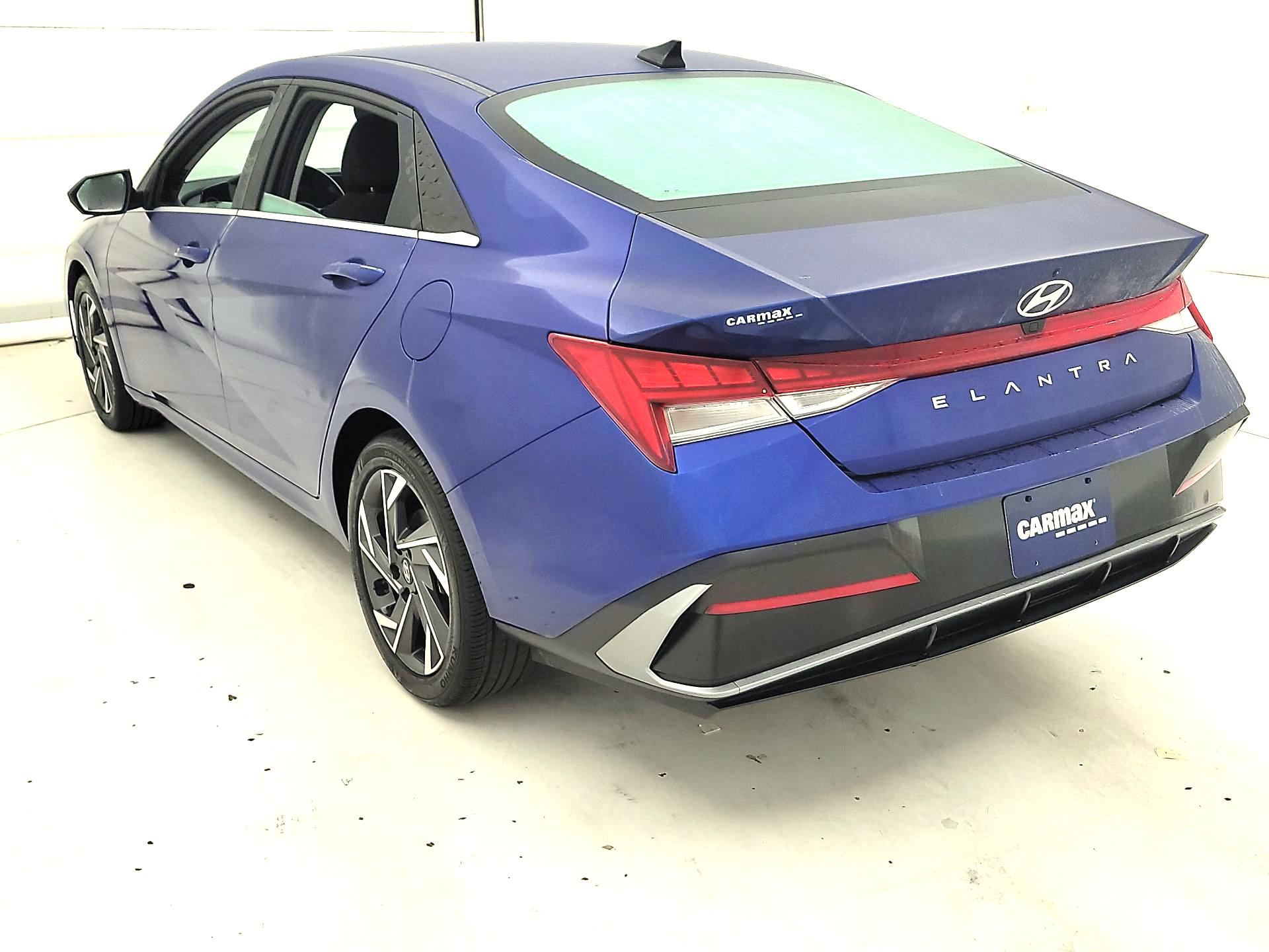 Thumbnail: 2024 Hyundai Elantra - 7