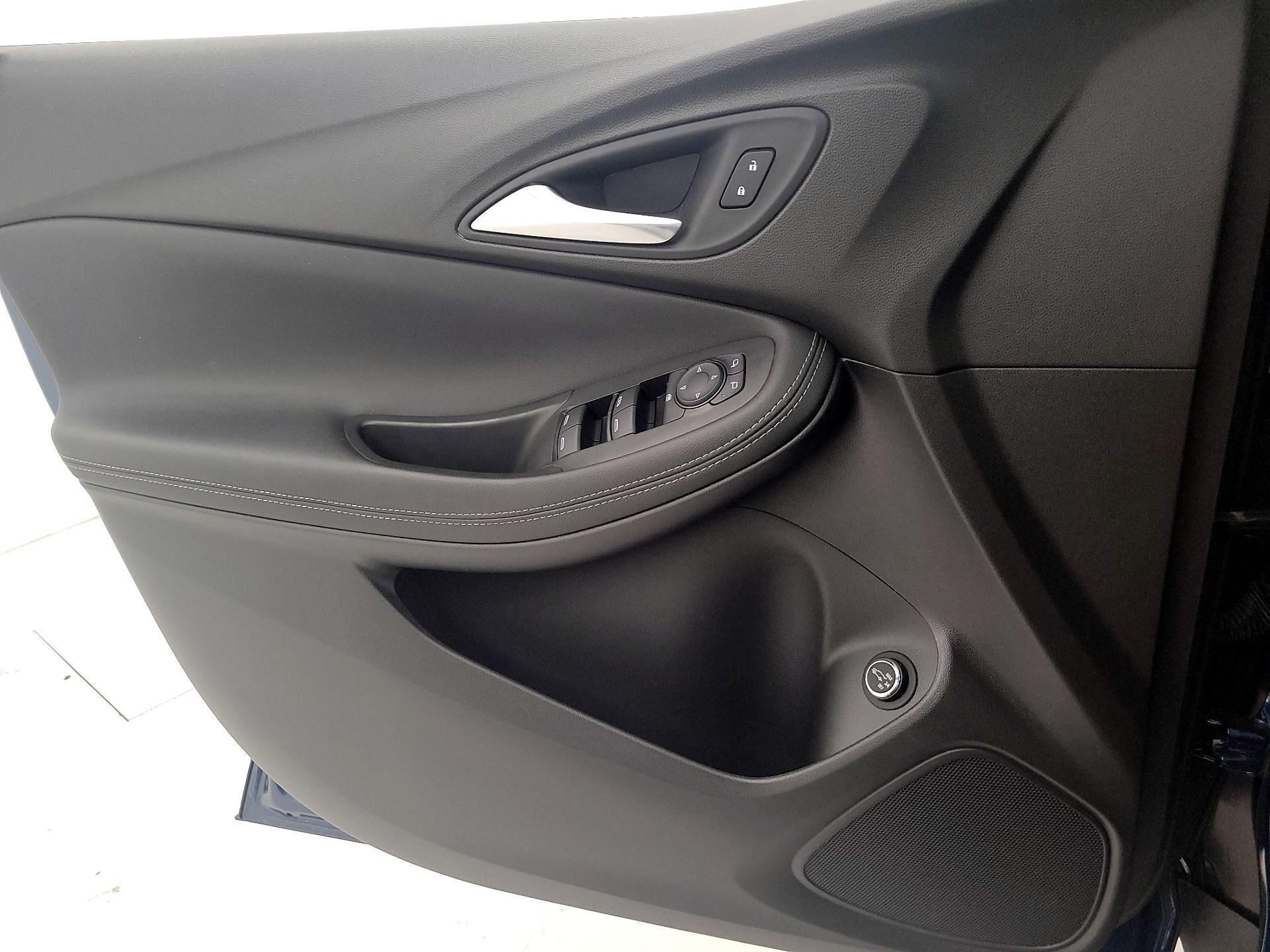 Thumbnail: 2021 Buick Encore GX - 12