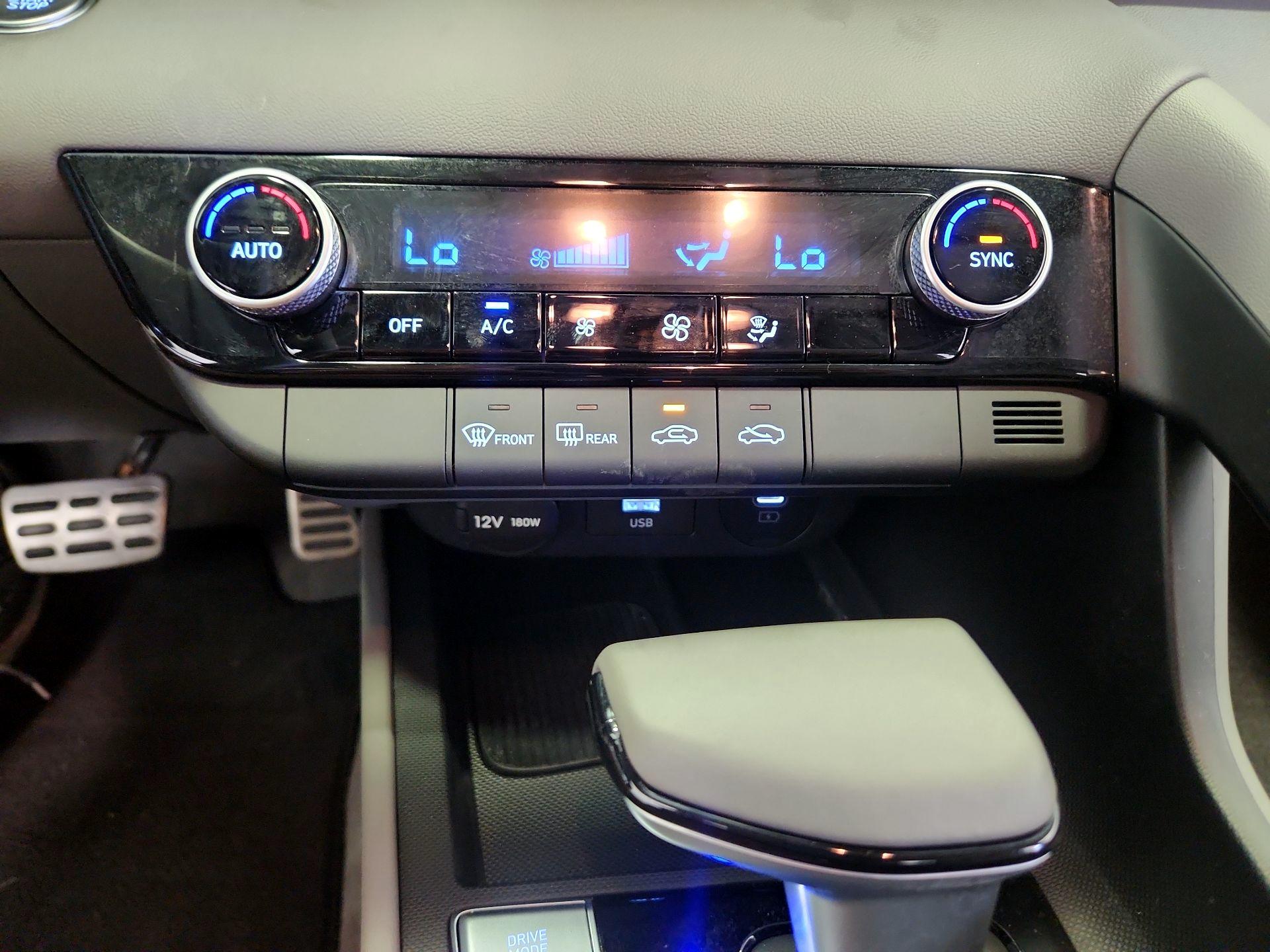 Thumbnail: 2025 Hyundai Elantra - 16