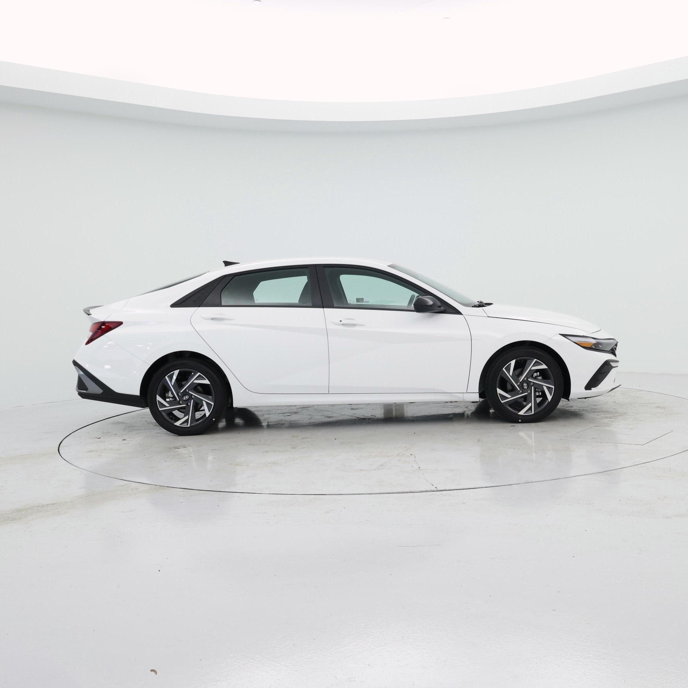 Thumbnail: 2025 Hyundai Elantra - 7