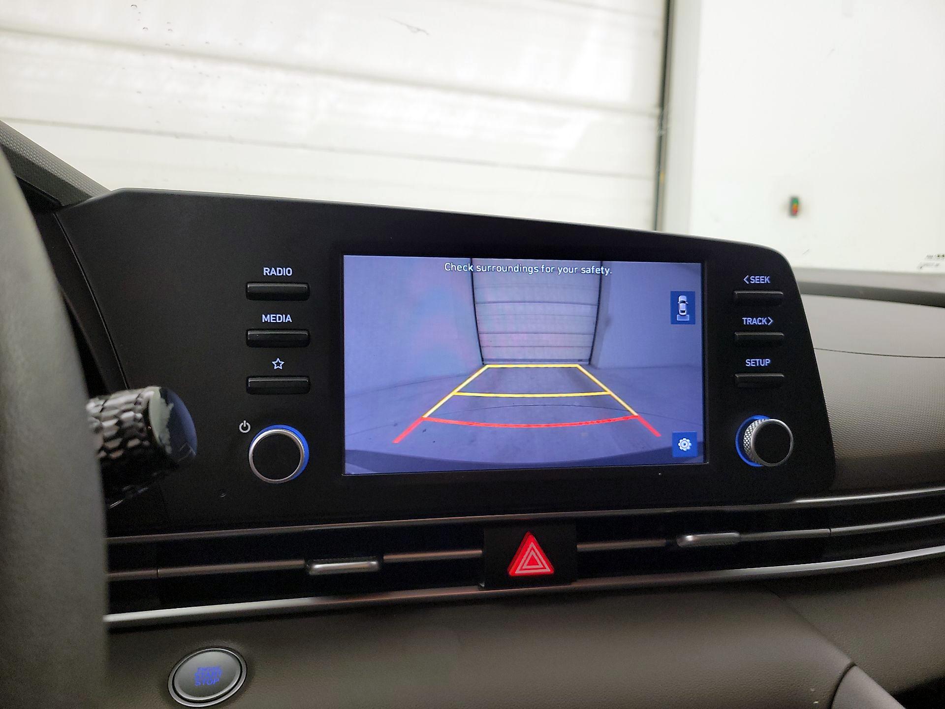 Thumbnail: 2022 Hyundai Elantra - 12