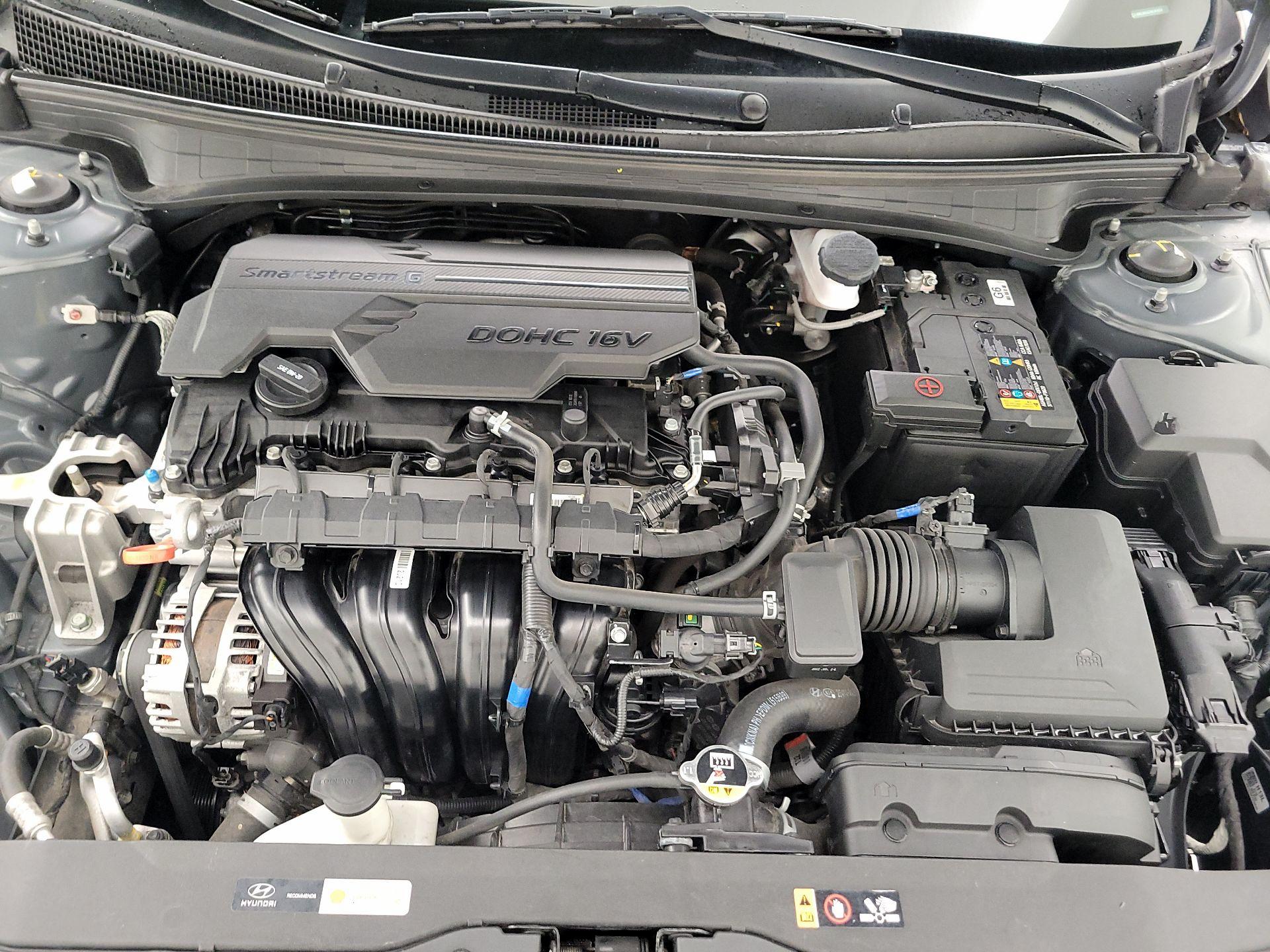 Thumbnail: 2022 Hyundai Elantra - 19