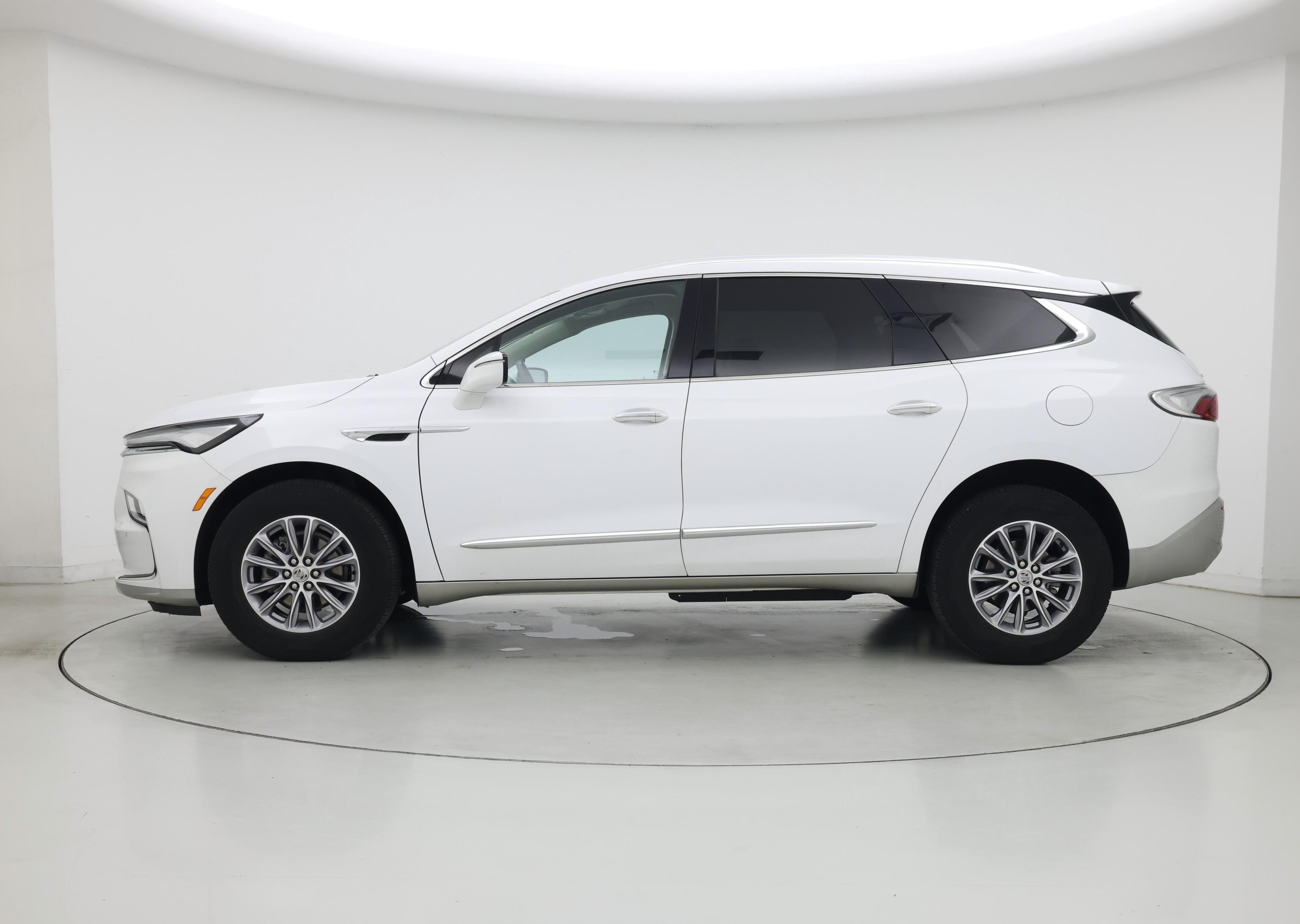 Thumbnail: 2023 Buick Enclave - 3