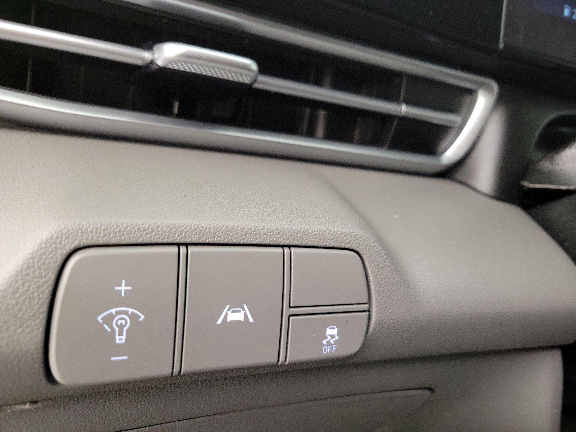 Thumbnail: 2023 Hyundai Elantra - 13