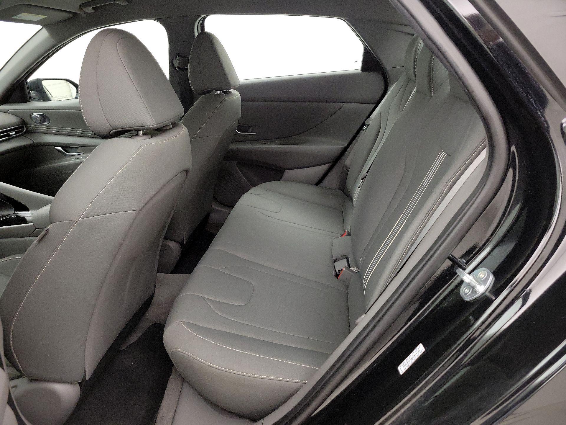 Thumbnail: 2023 Hyundai Elantra - 20