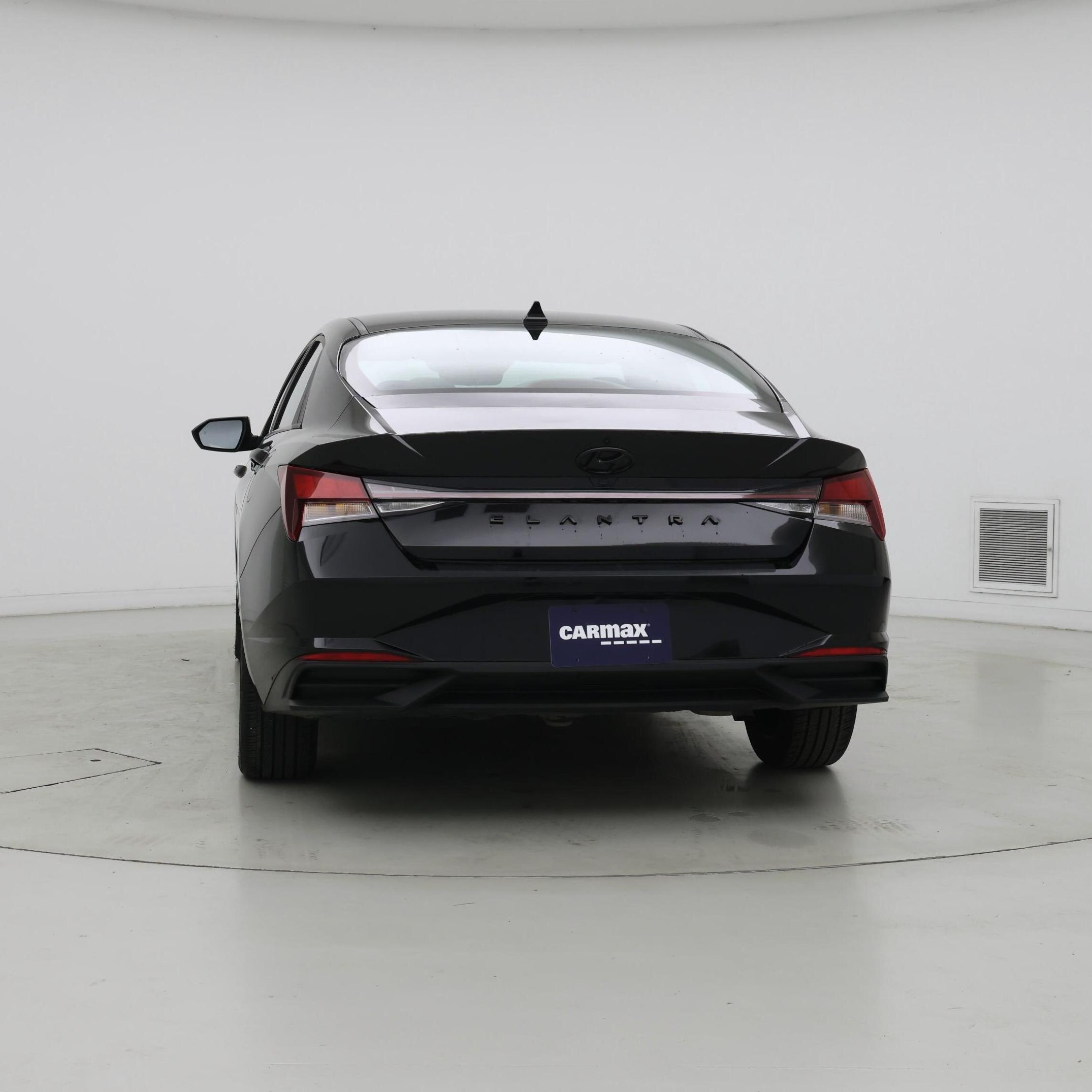 Thumbnail: 2023 Hyundai Elantra - 6