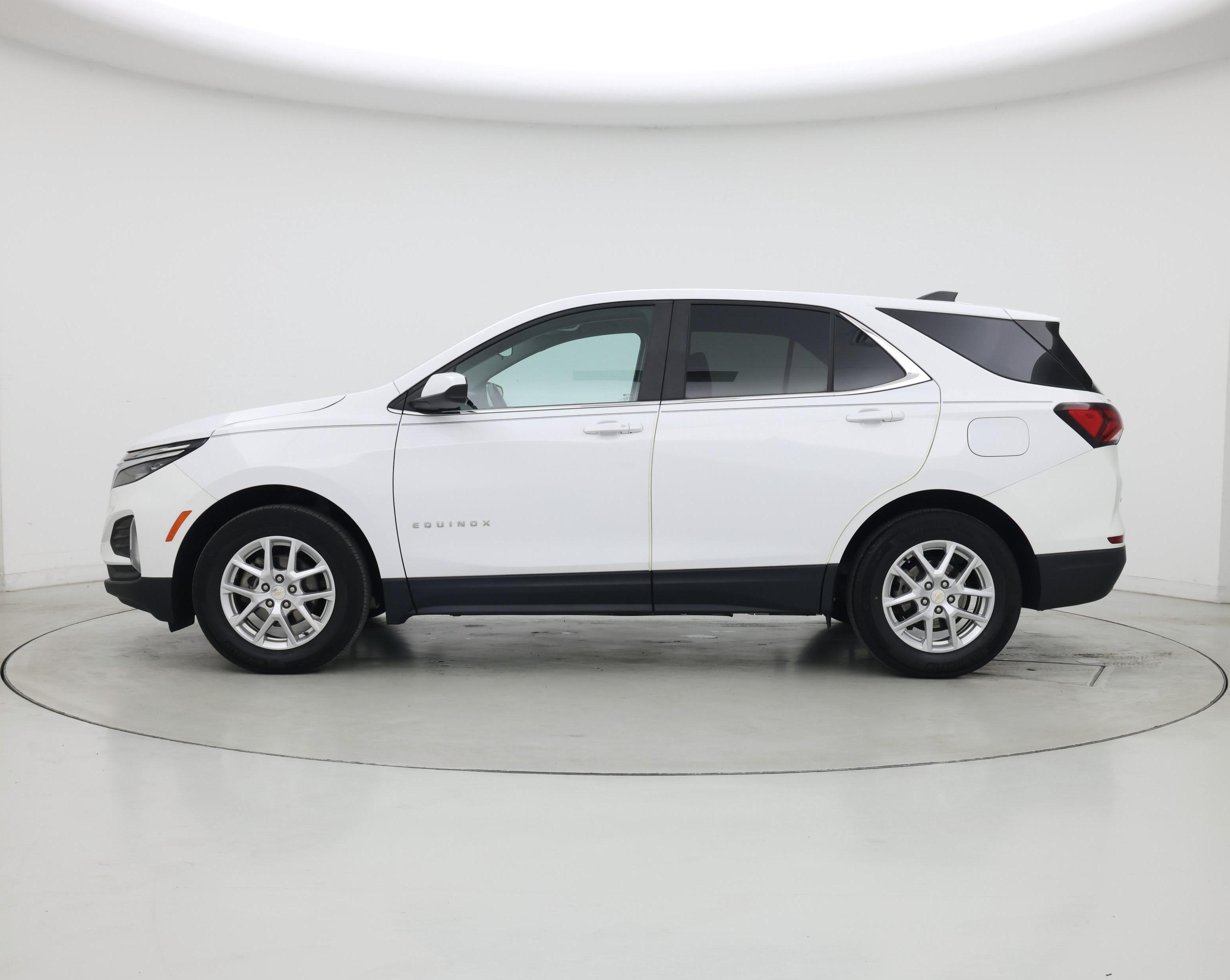 Thumbnail: 2023 Chevrolet Equinox - 3