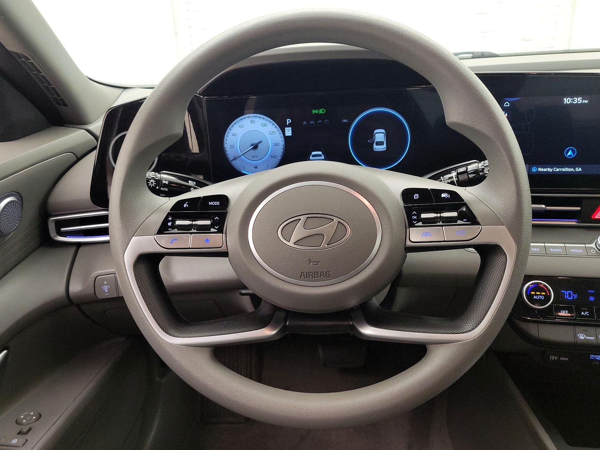 Thumbnail: 2024 Hyundai Elantra - 10