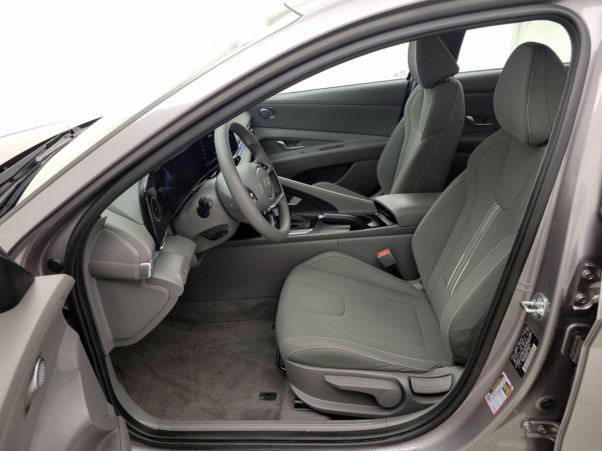 Thumbnail: 2024 Hyundai Elantra - 11