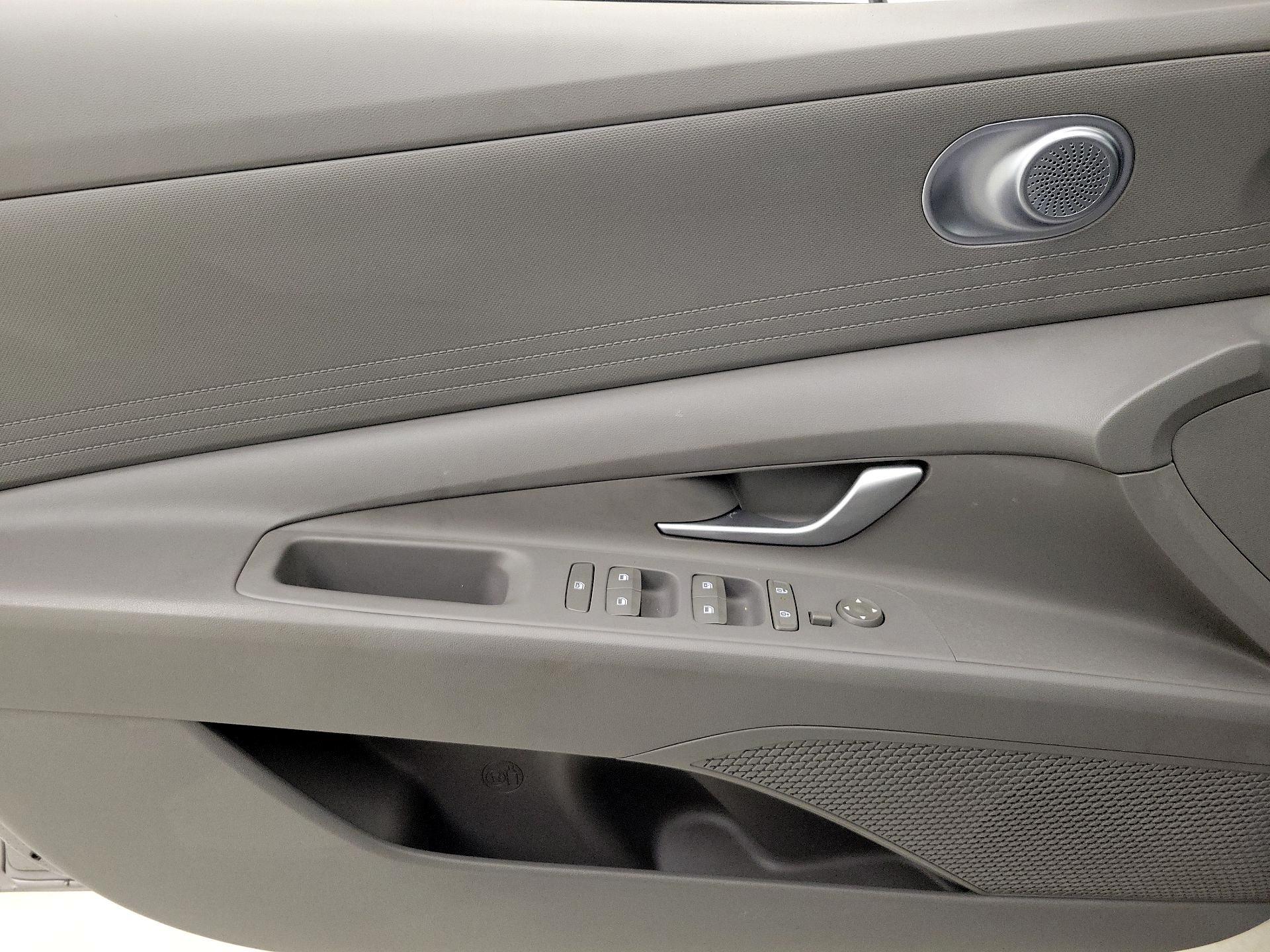 Thumbnail: 2024 Hyundai Elantra - 12