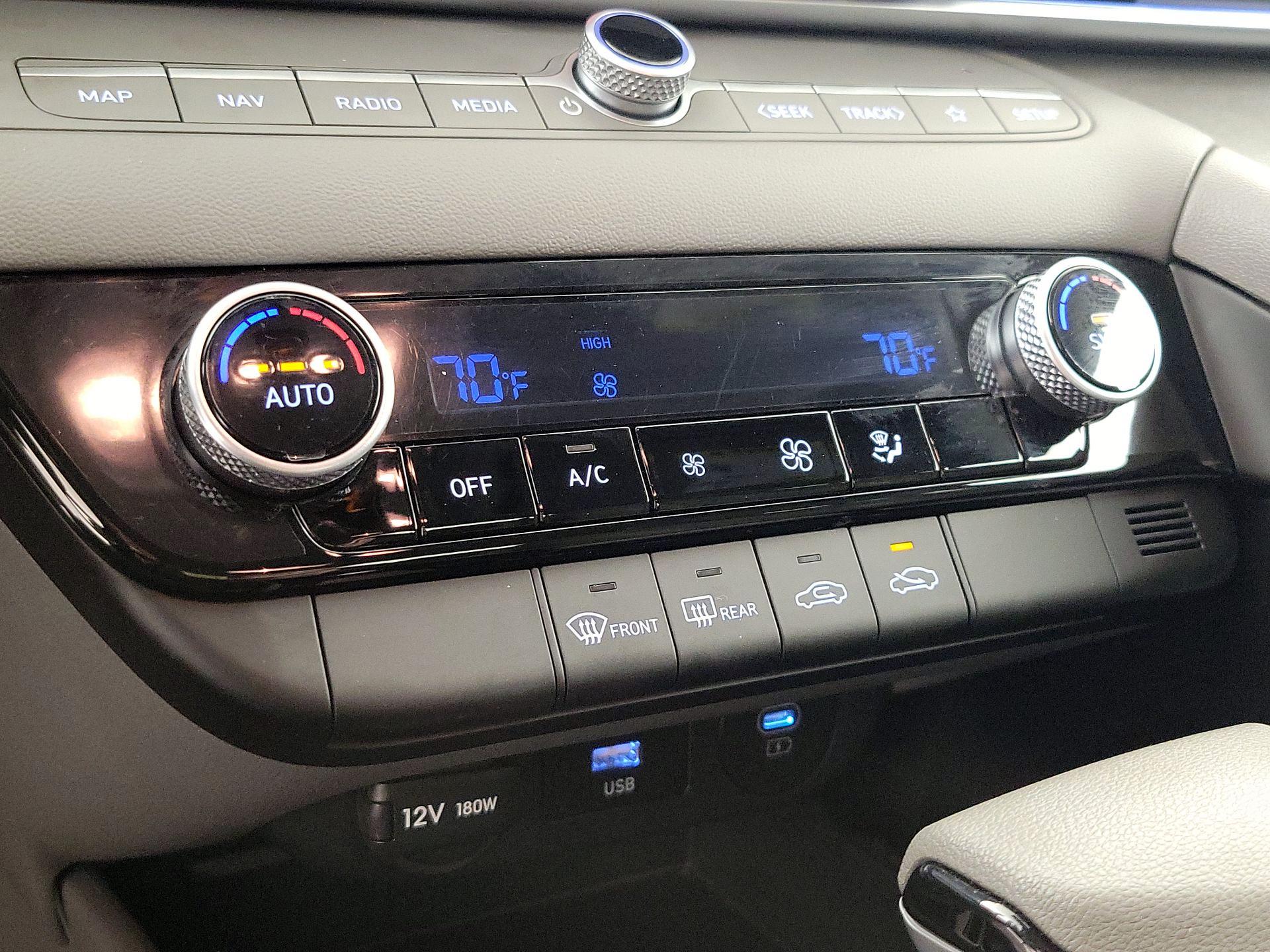 Thumbnail: 2024 Hyundai Elantra - 17