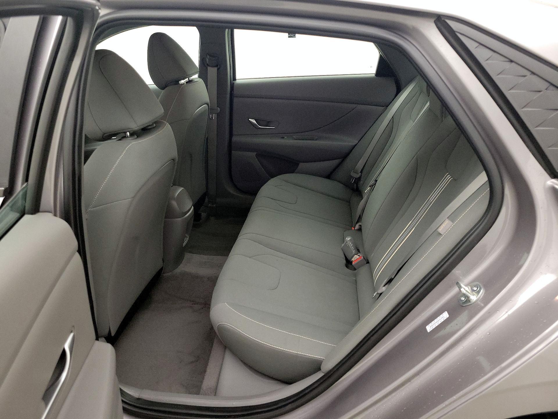 Thumbnail: 2024 Hyundai Elantra - 20