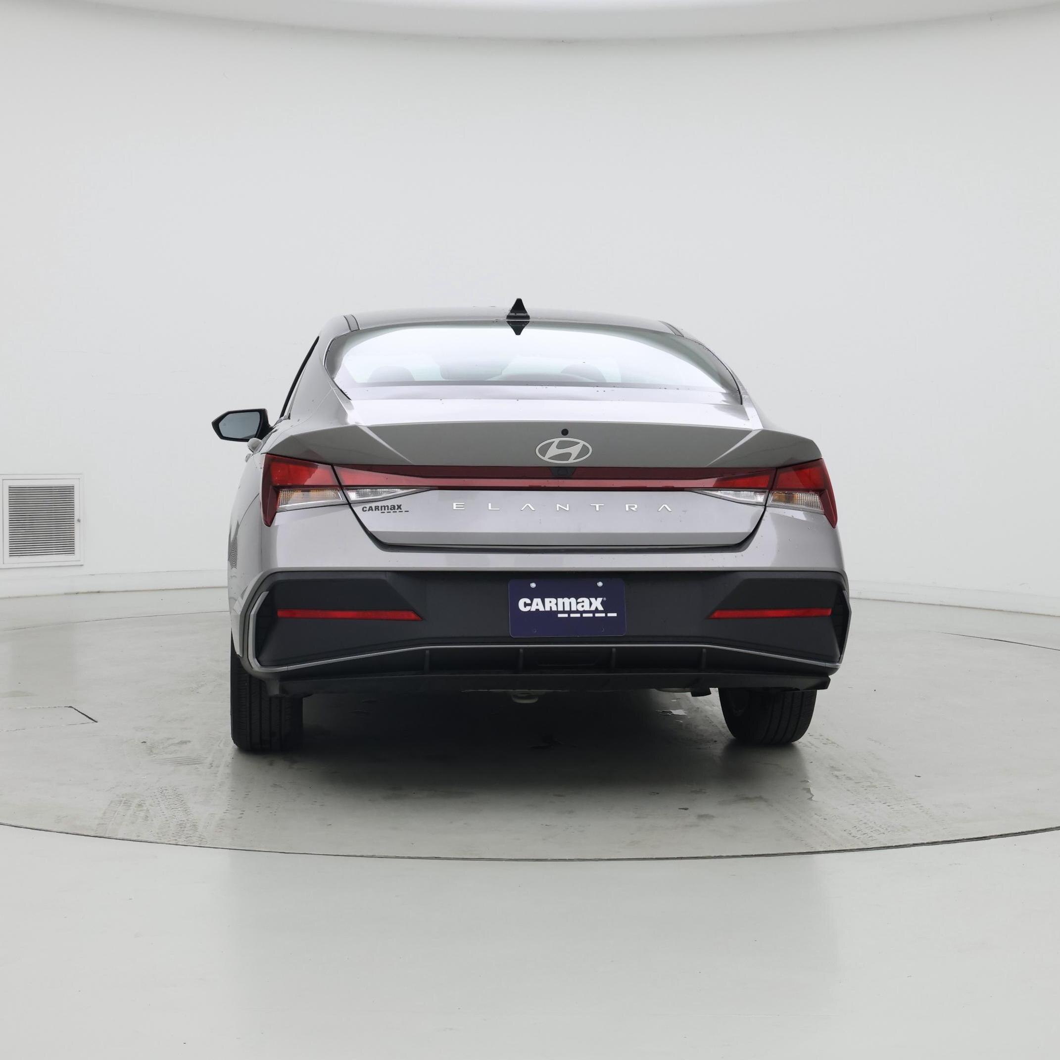 Thumbnail: 2024 Hyundai Elantra - 6